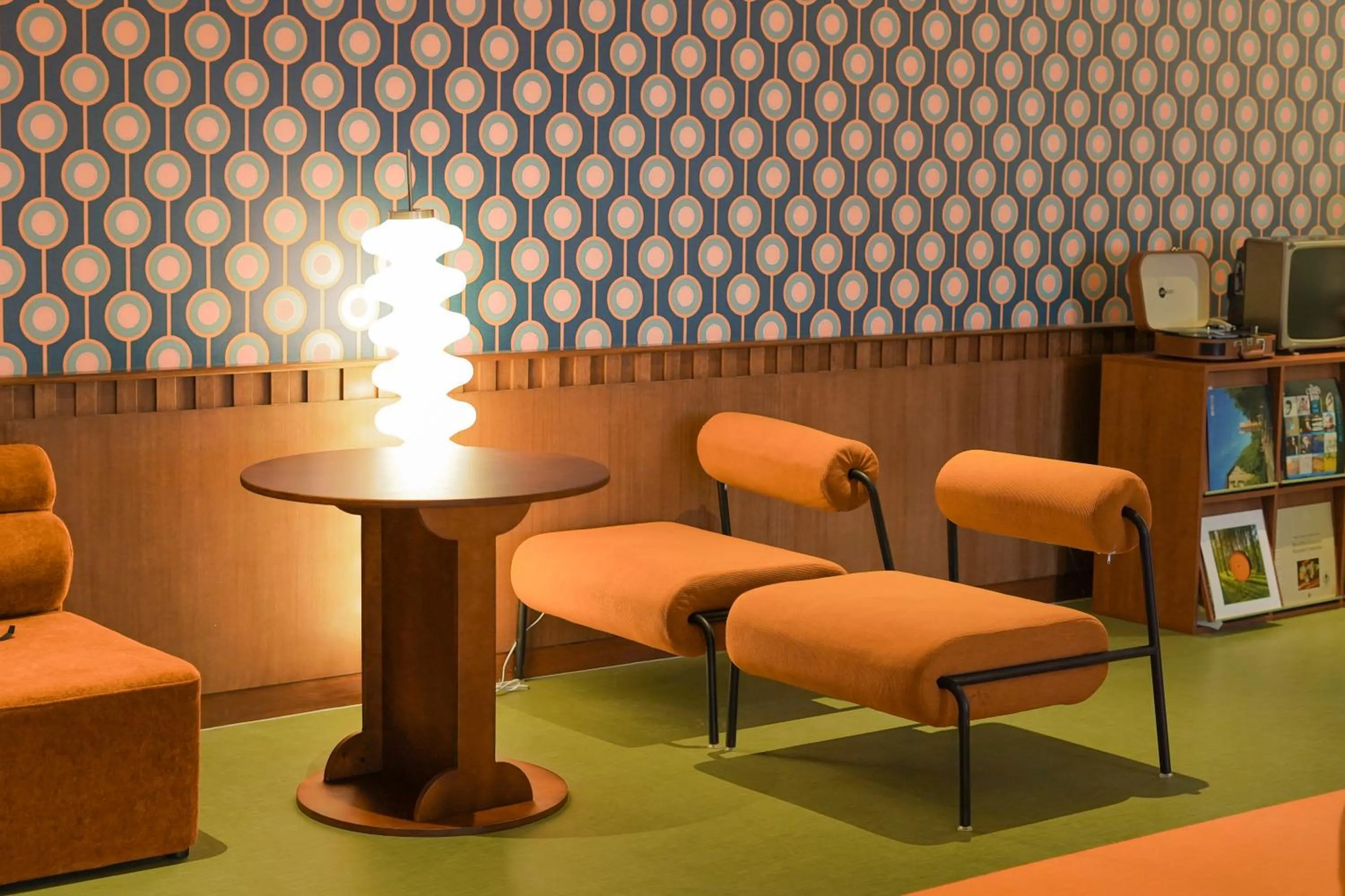 Restaurant/places to eat in The Très Hotel