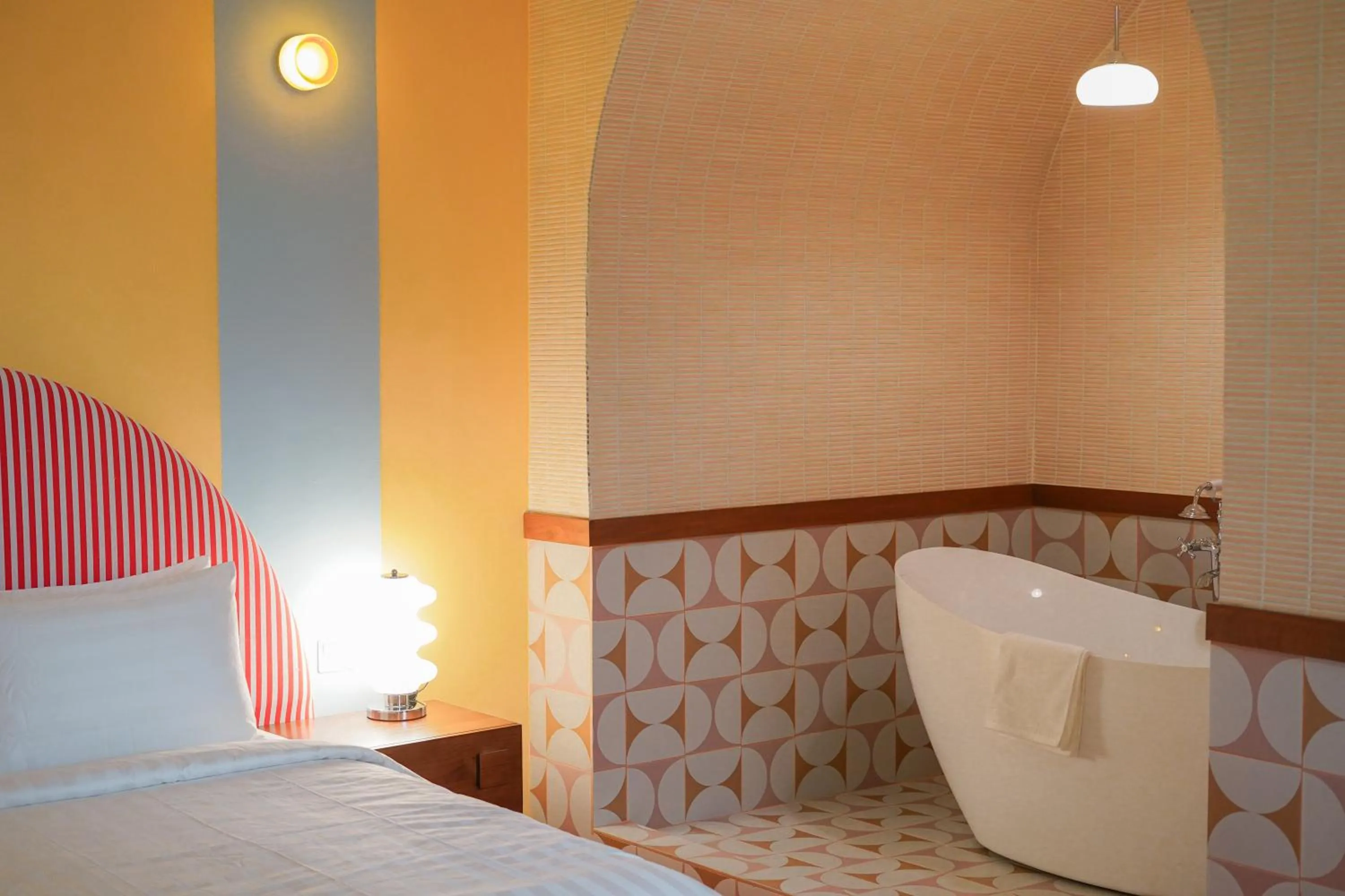 Bed in The Très Hotel