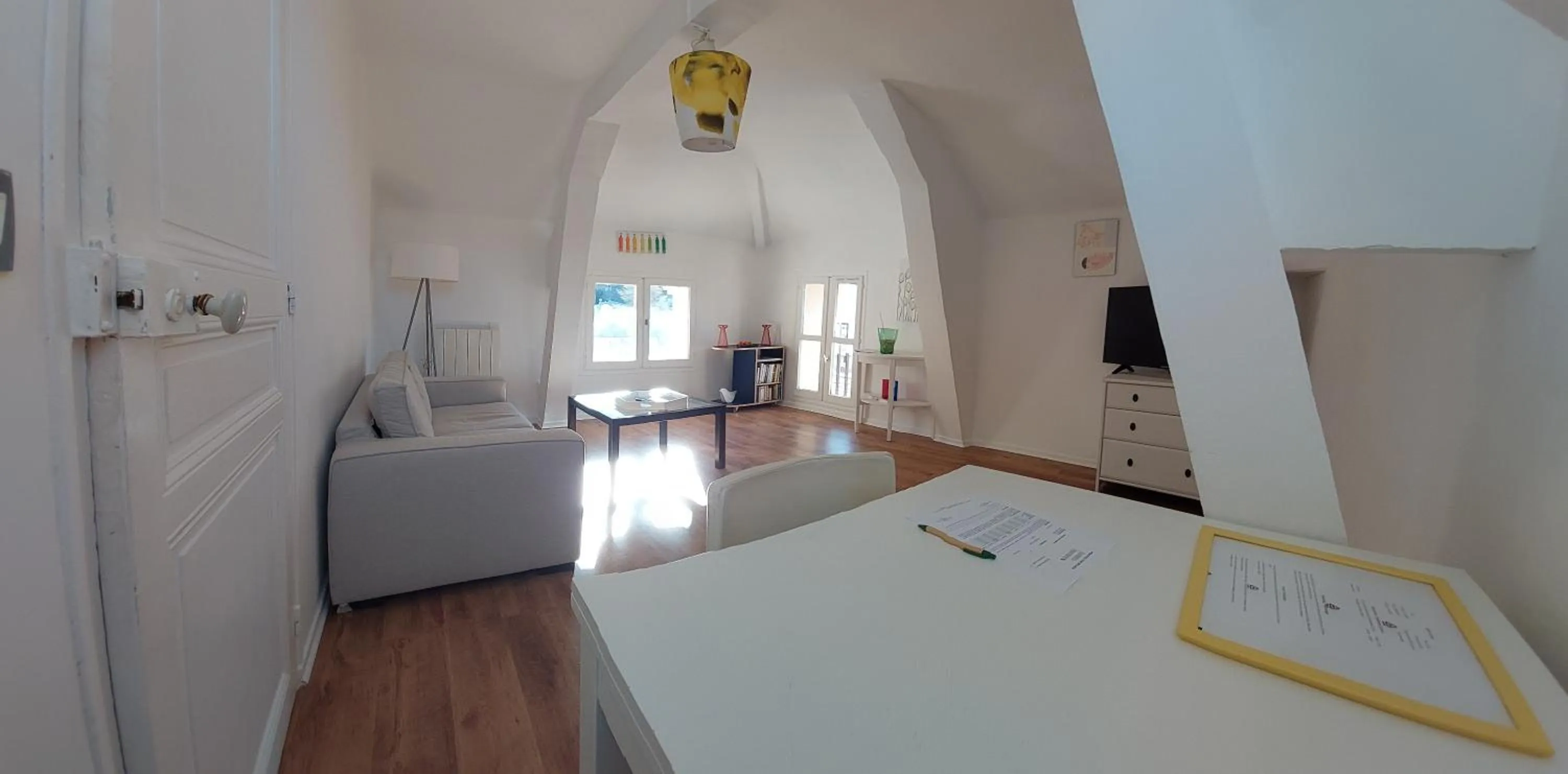 One-Bedroom Apartment (2 Adults) in Alexandra Apartments