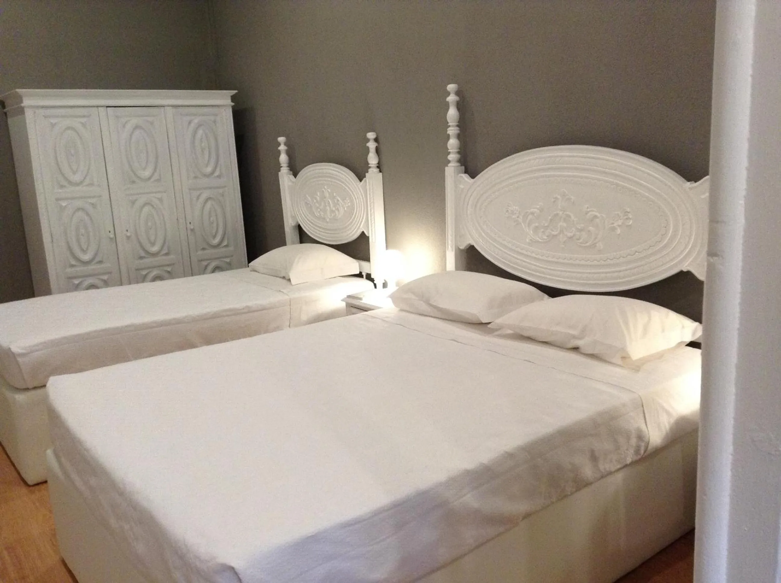 Photo of the whole room in Royal Porto City