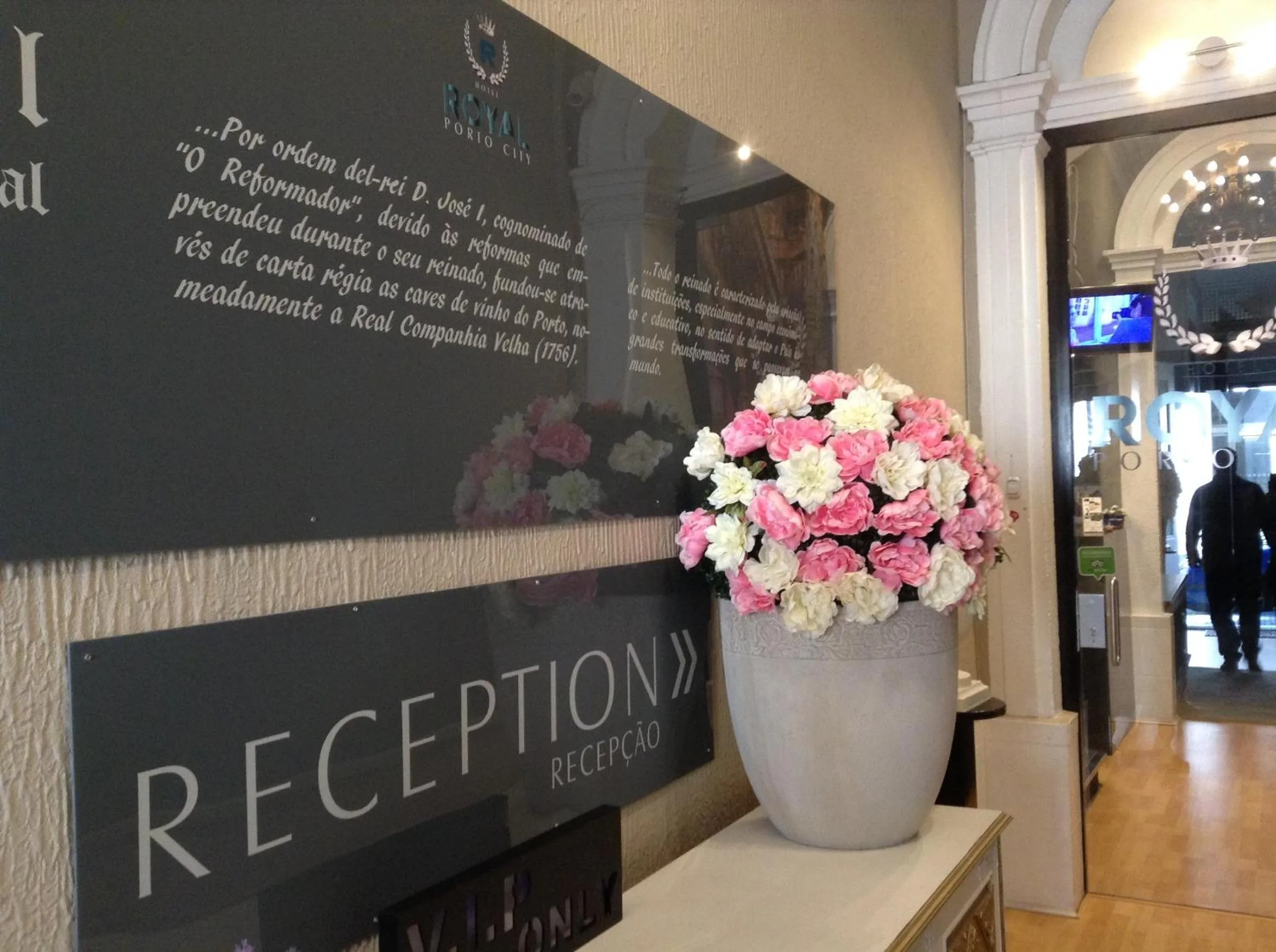 Decorative detail in Royal Porto City