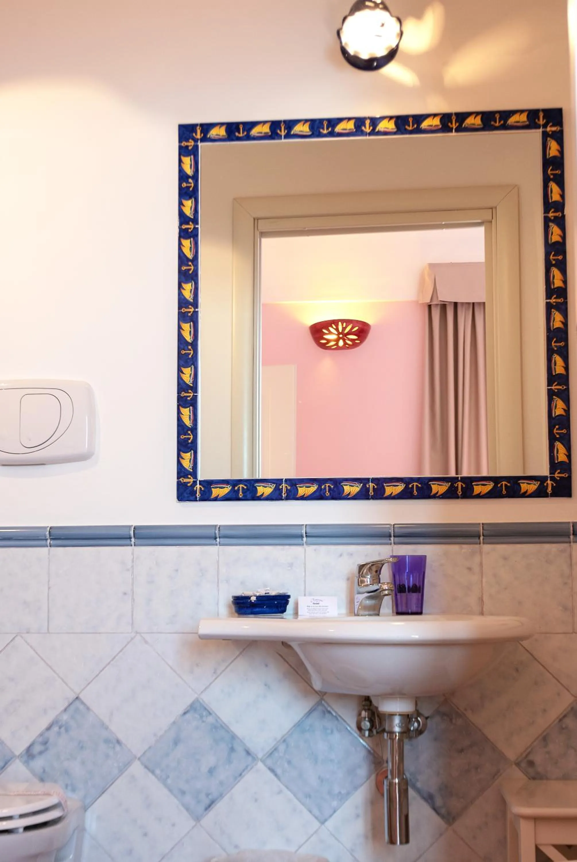 Bathroom in B&B Il Porticciolo di Amalfi