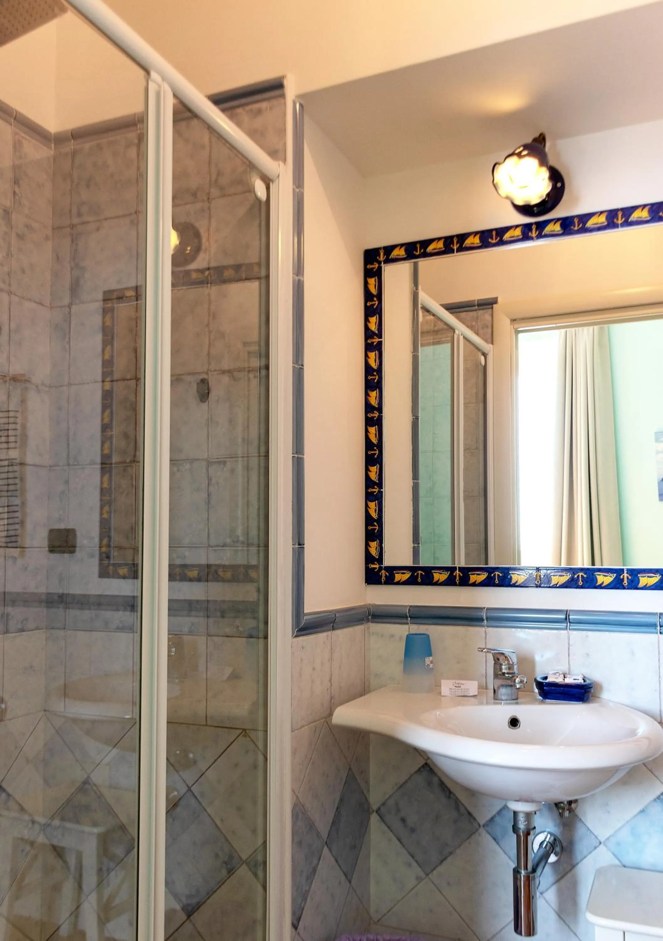 Bathroom in B&B Il Porticciolo di Amalfi