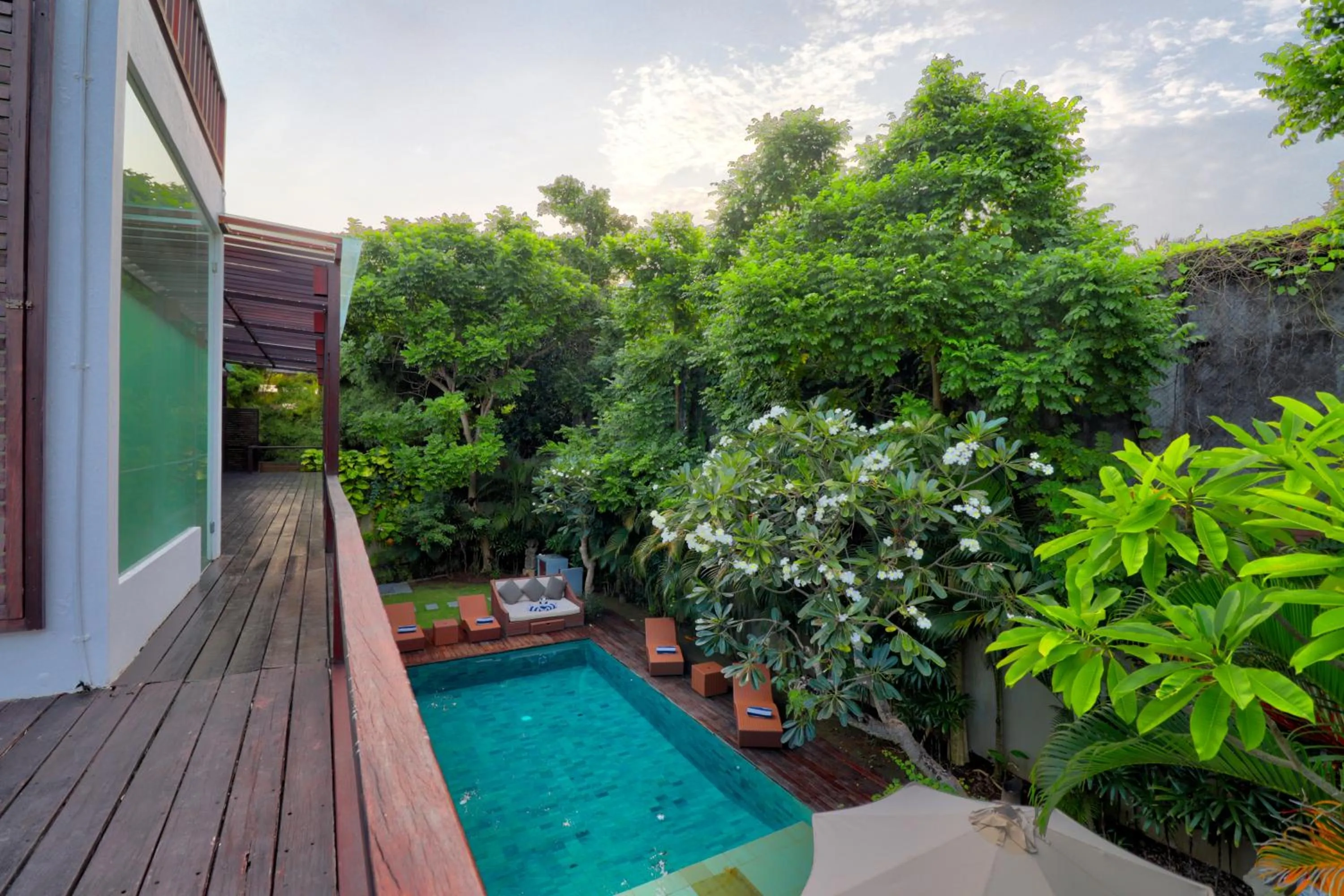 Garden view in Beach Axis Villa, Seminyak
