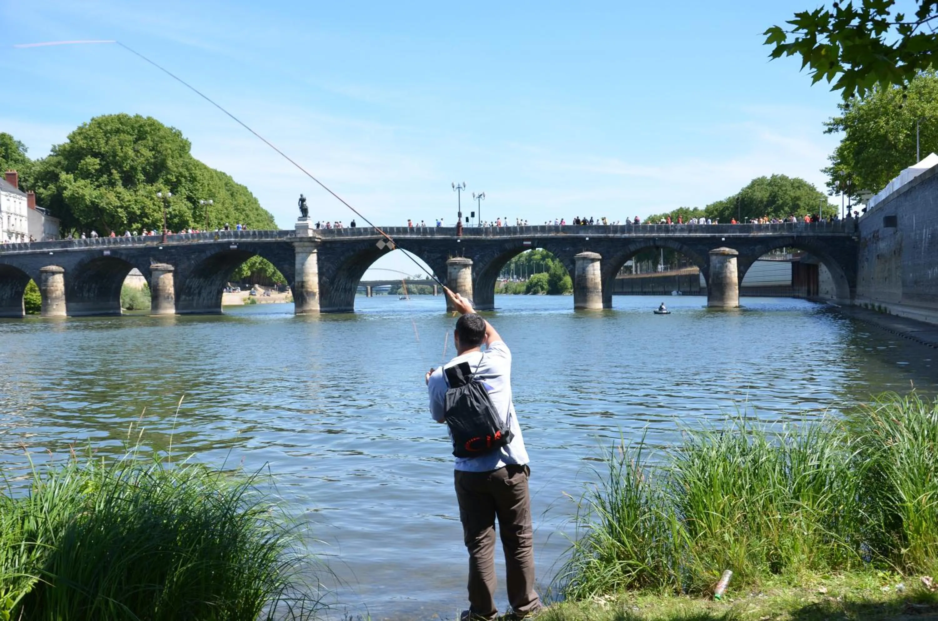 Nearby landmark in LE BEAU REPAIRE, chambres d'hôtes, quartier historique, 1 à 3 chambres, étage indépendant