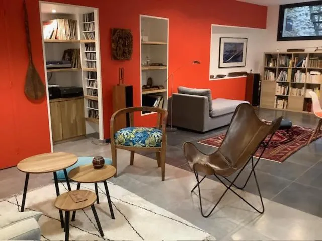 LE BEAU REPAIRE, chambres d'hôtes, quartier historique, 1 à 3 chambres, étage indépendant