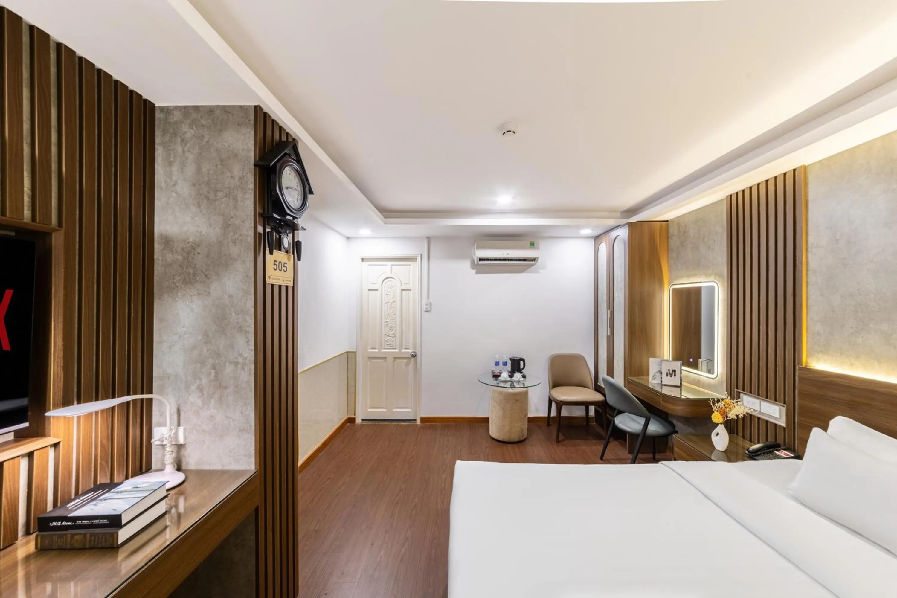 Bedroom, Bed in A25 Hotel - 274 Đề Thám