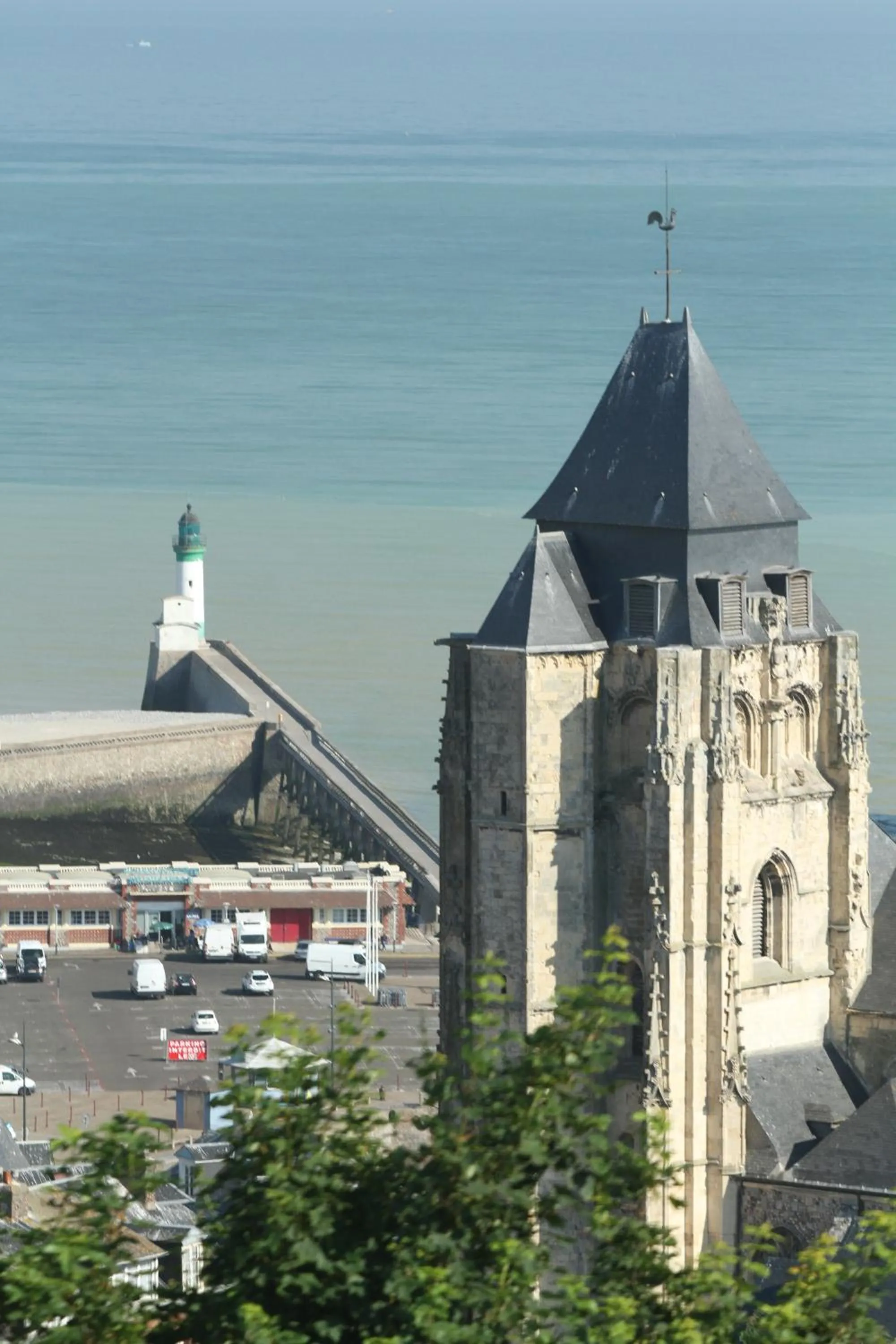 Nearby landmark in Hotel Royal Albion