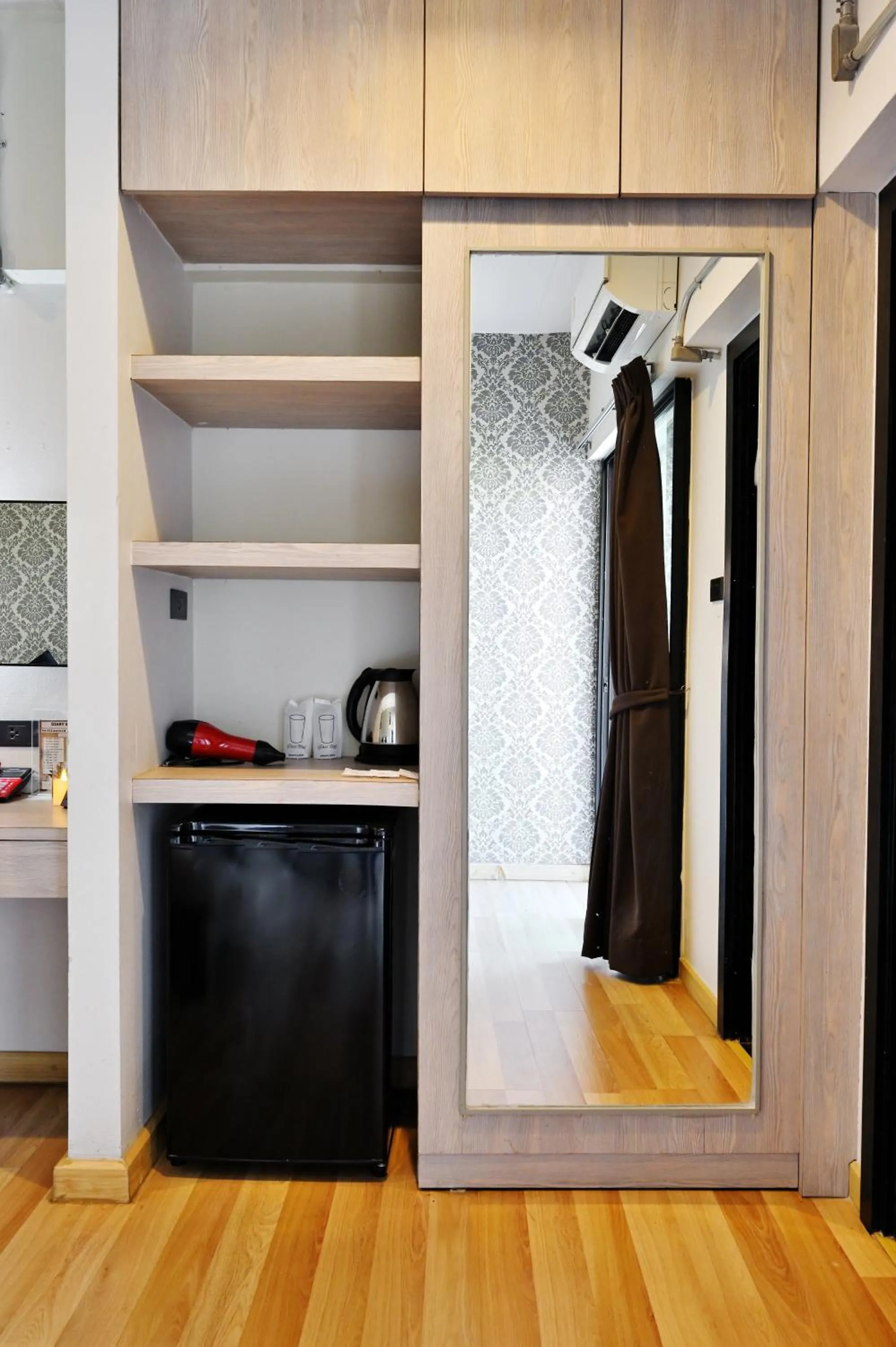 wardrobe in Diary Suite