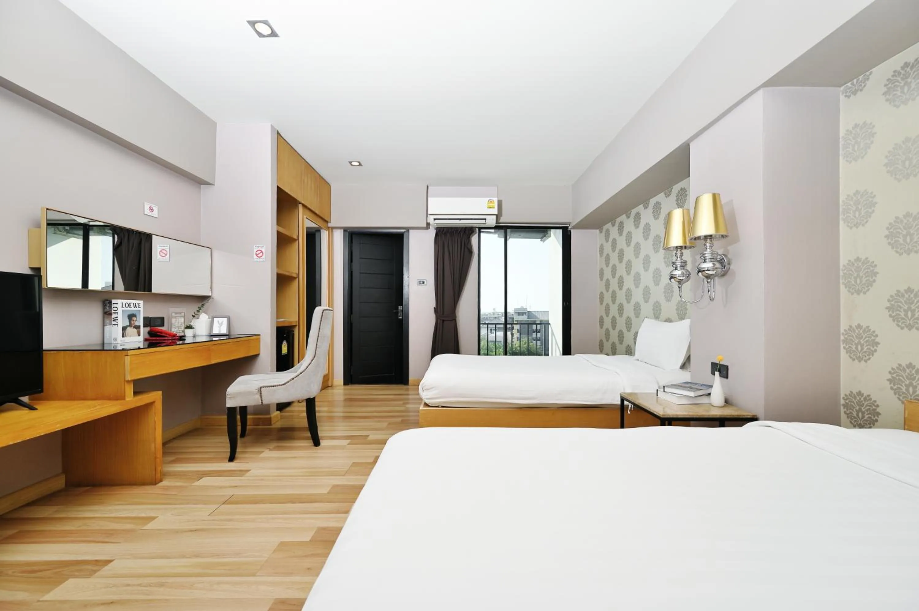 Bedroom, Bed in Diary Suite