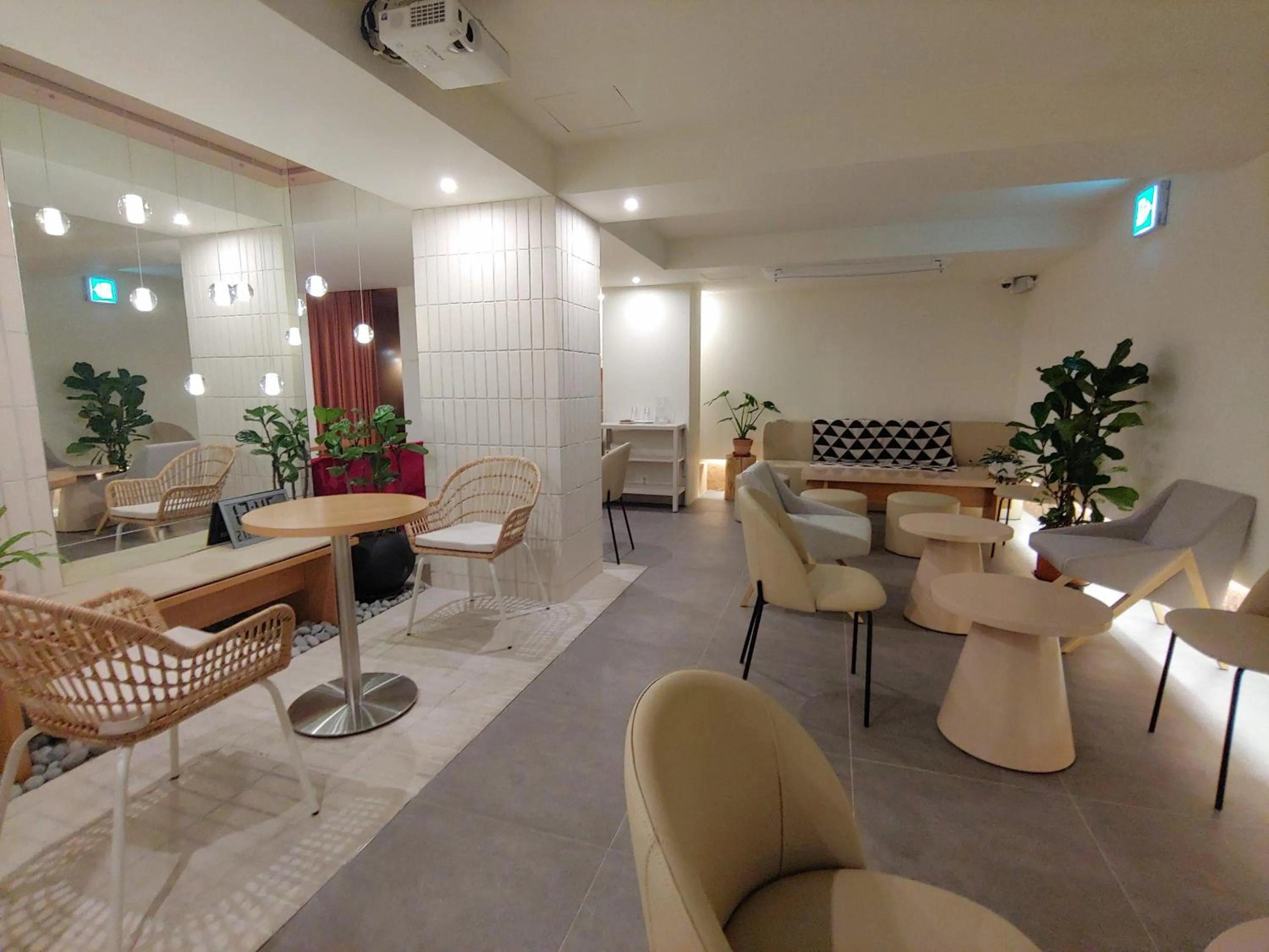 Tong Tong Petit Hotel