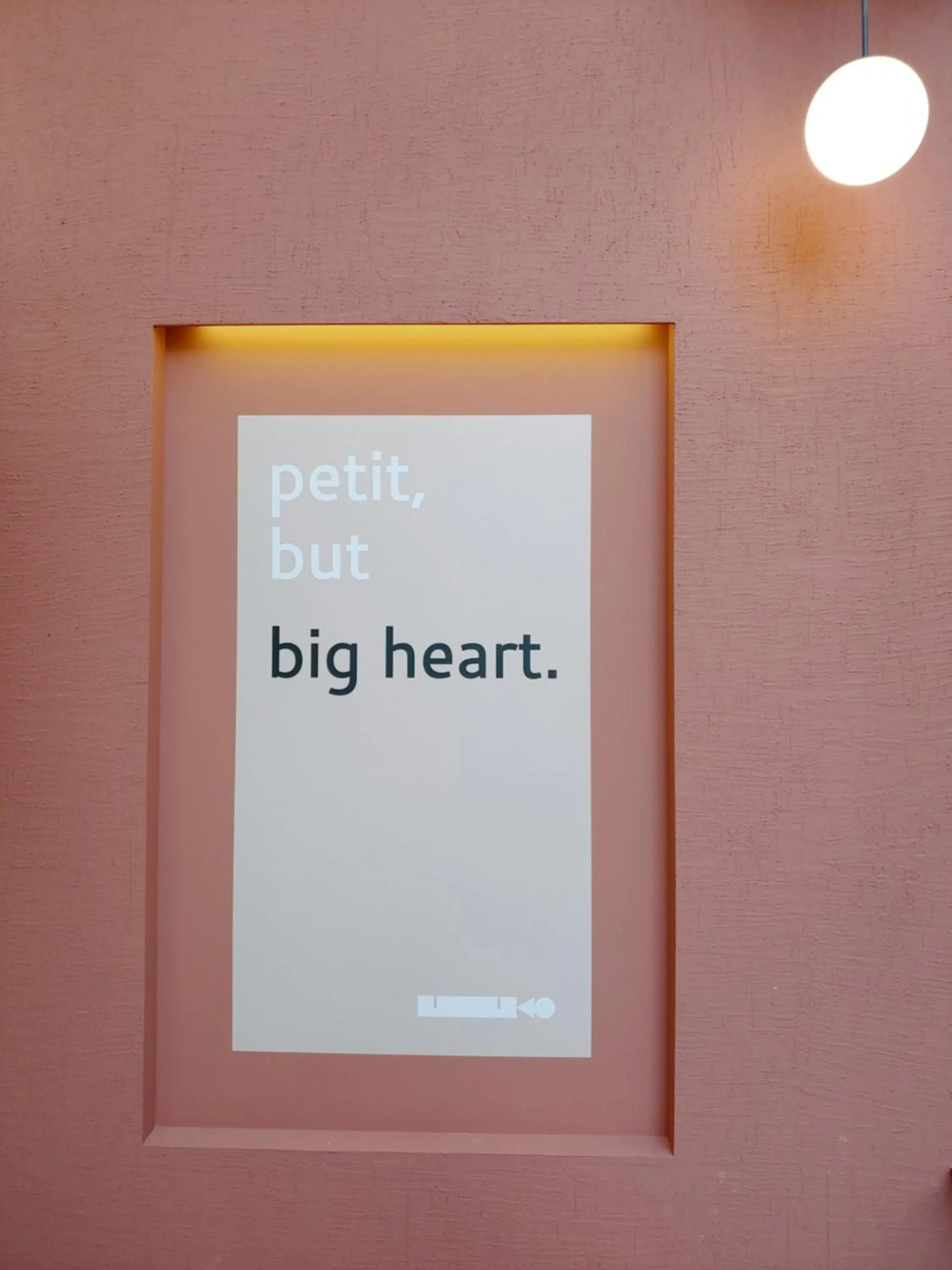 Tong Tong Petit Hotel