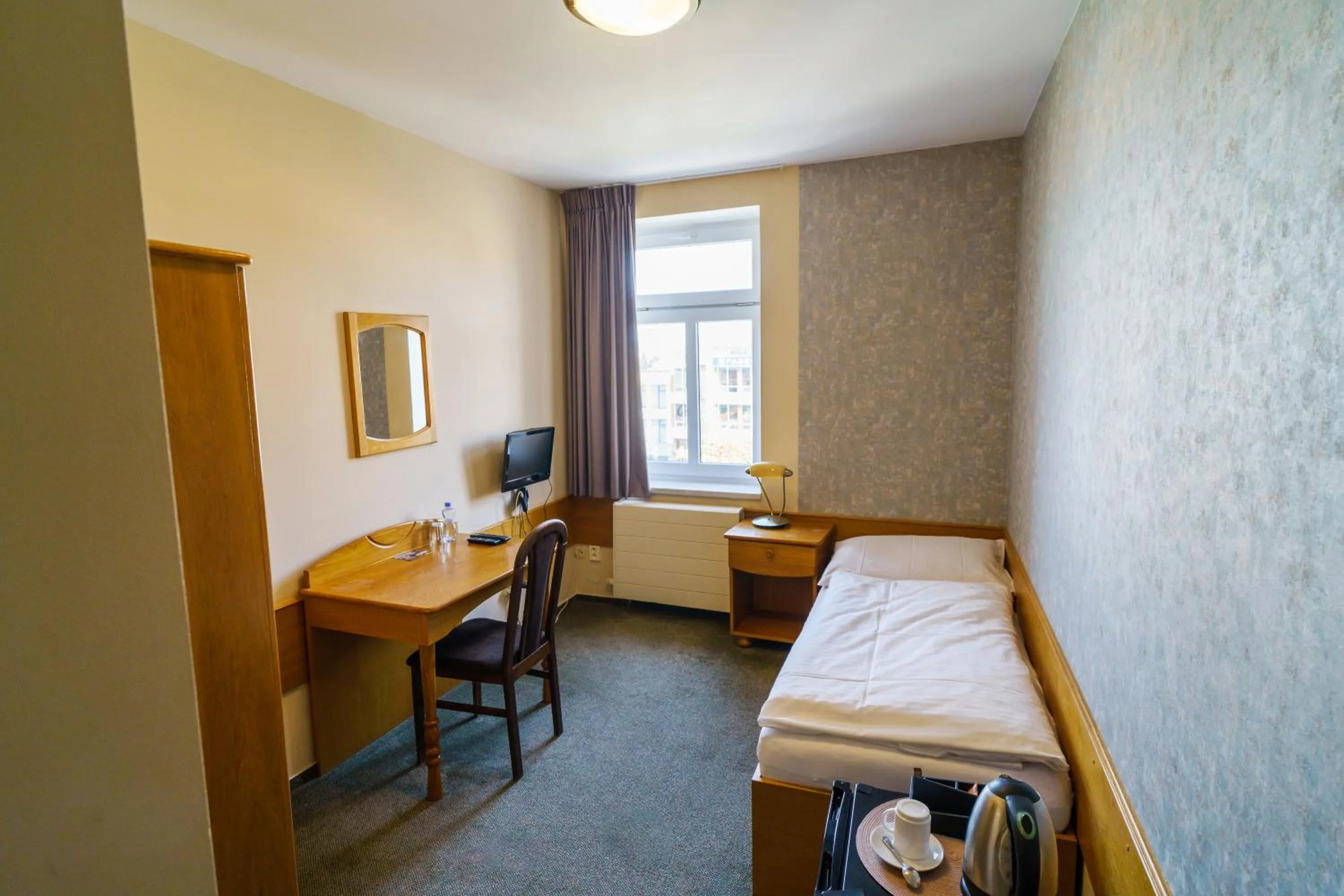 Bed in Hotel U Labutě