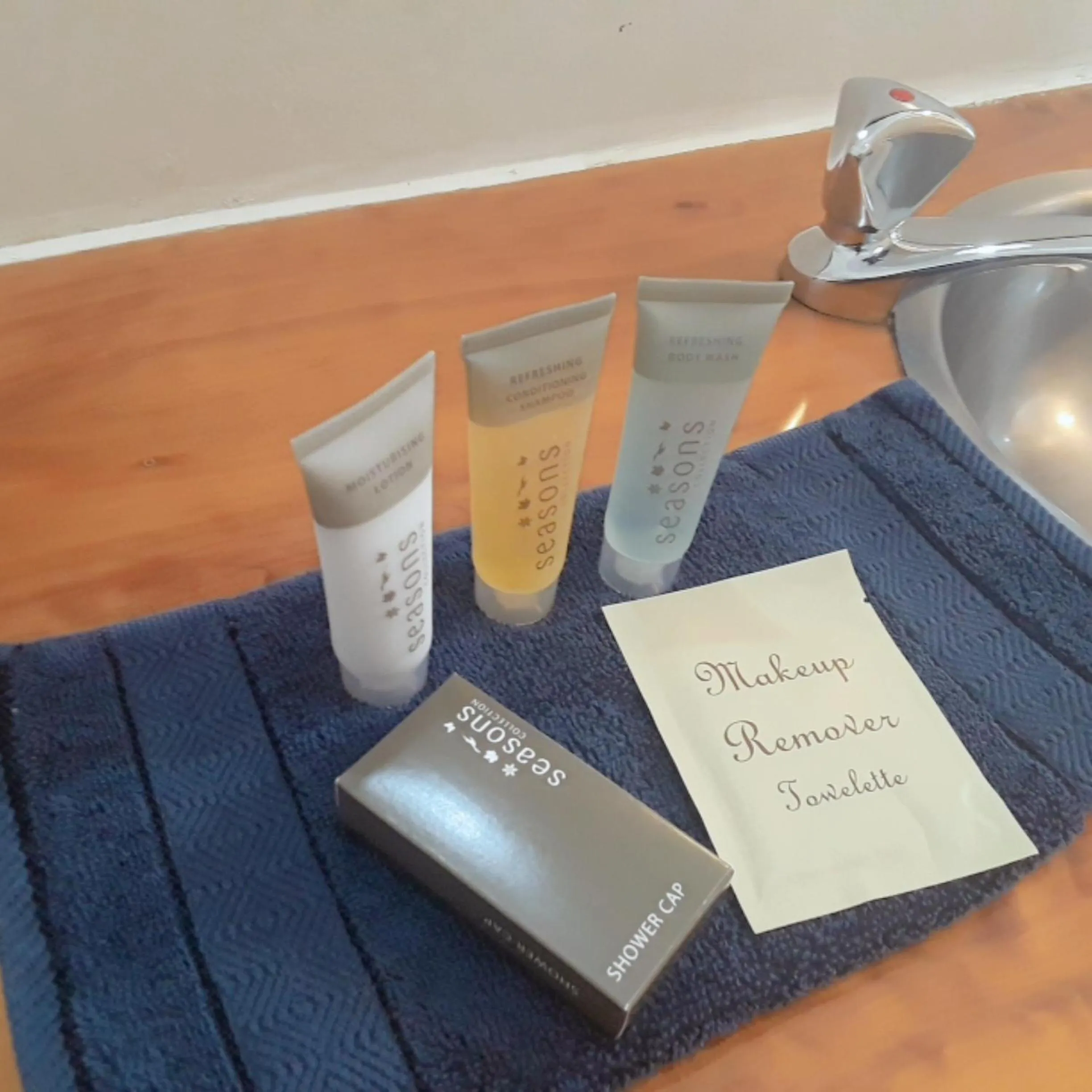 Bathroom in Lady Bowen Bed & Breakfast