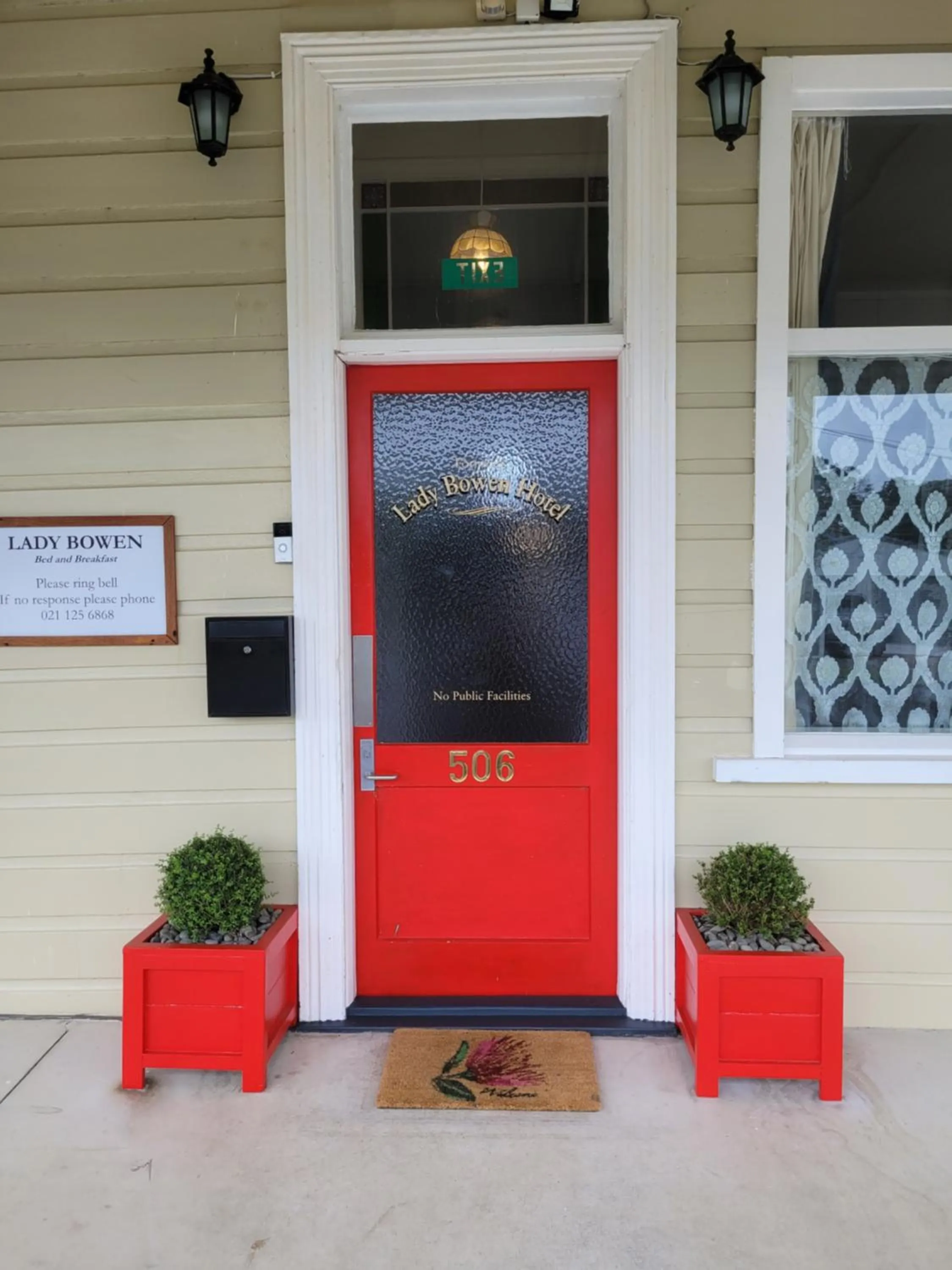 Property building in Lady Bowen Bed & Breakfast