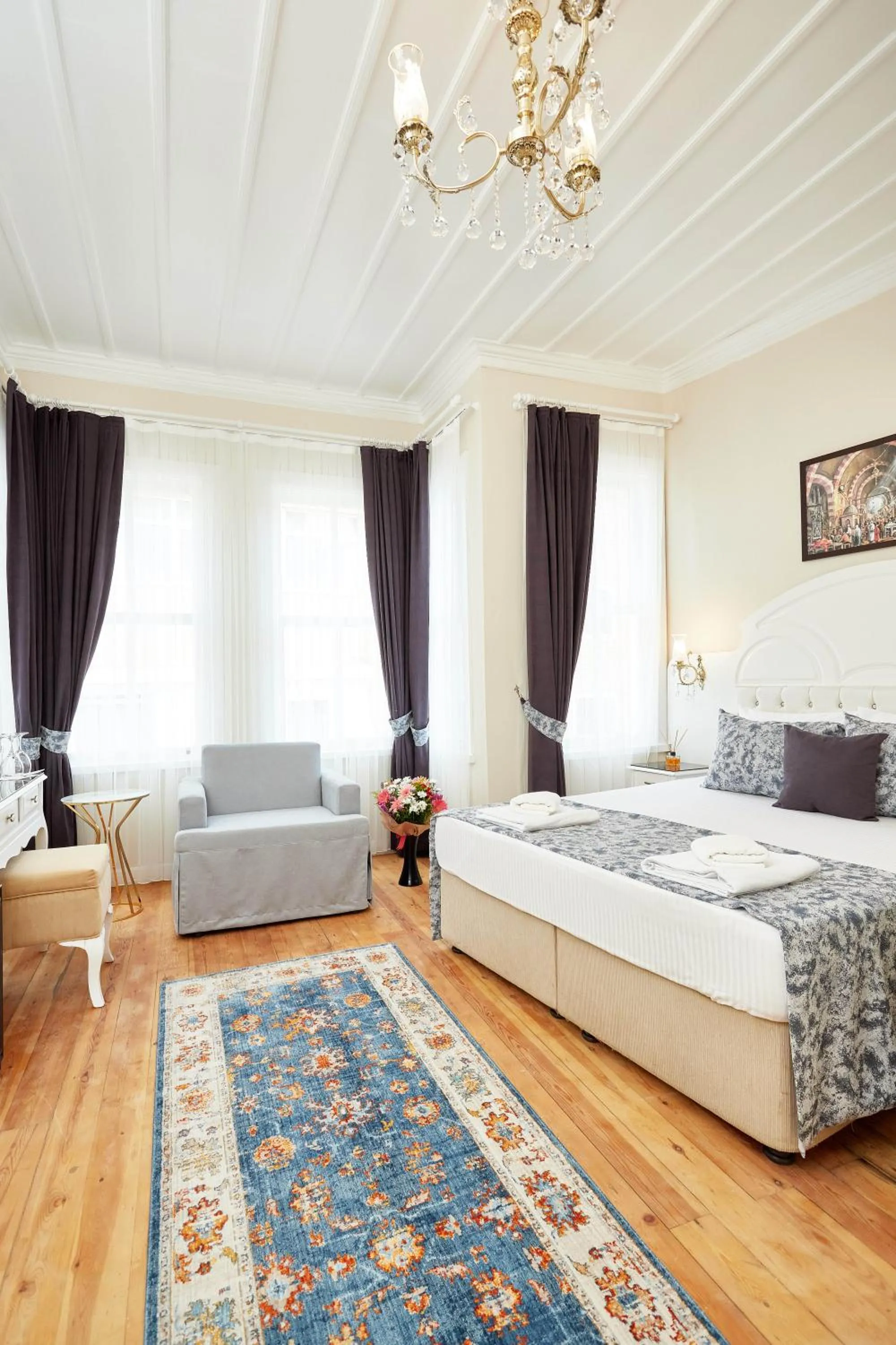 Photo of the whole room, Bed in Mataraci Konak