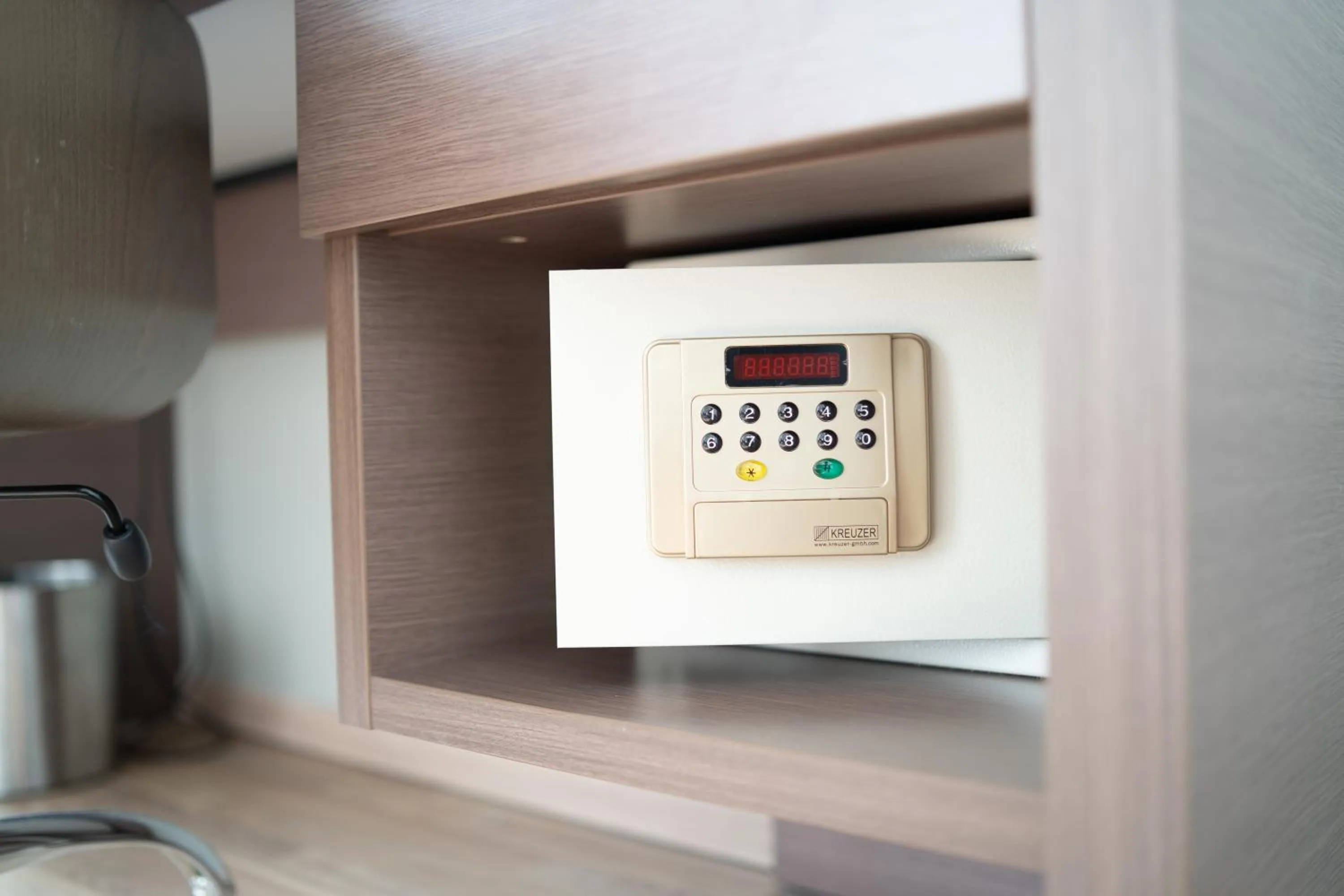 safe in Hotel Orangerie