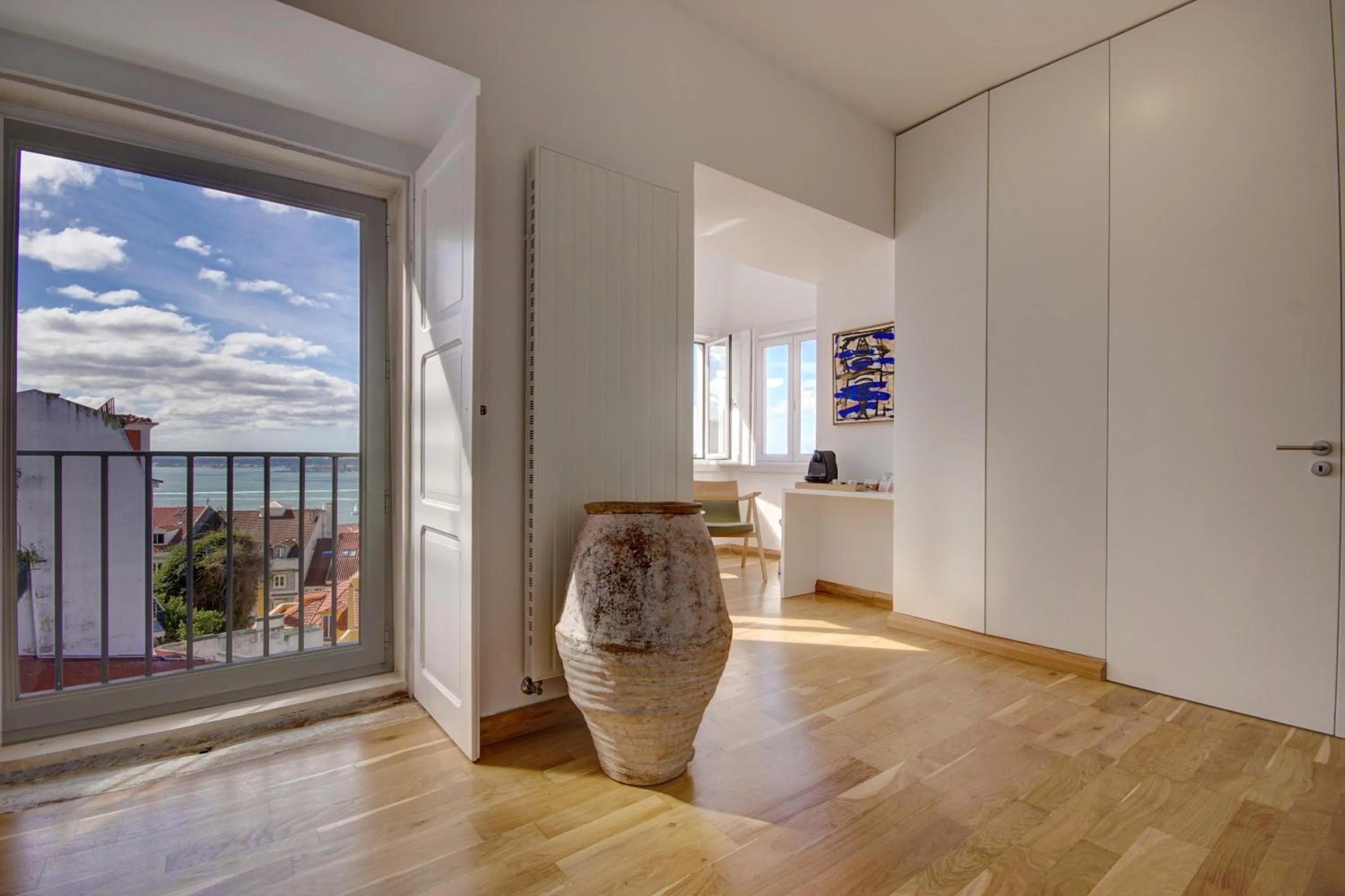 Decorative detail in Solar Dos Mouros