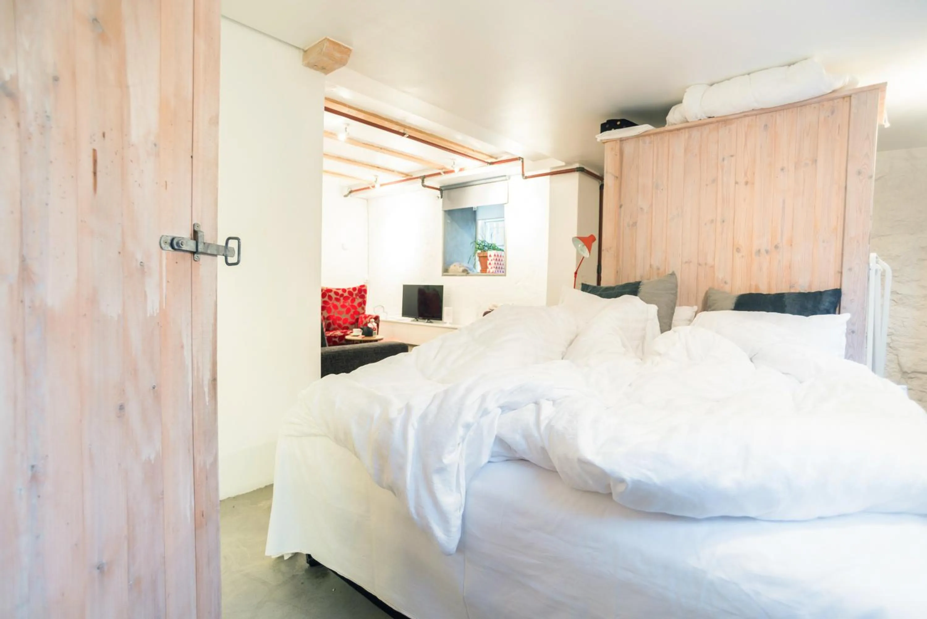 Bed in Reykjavík Treasure B&B