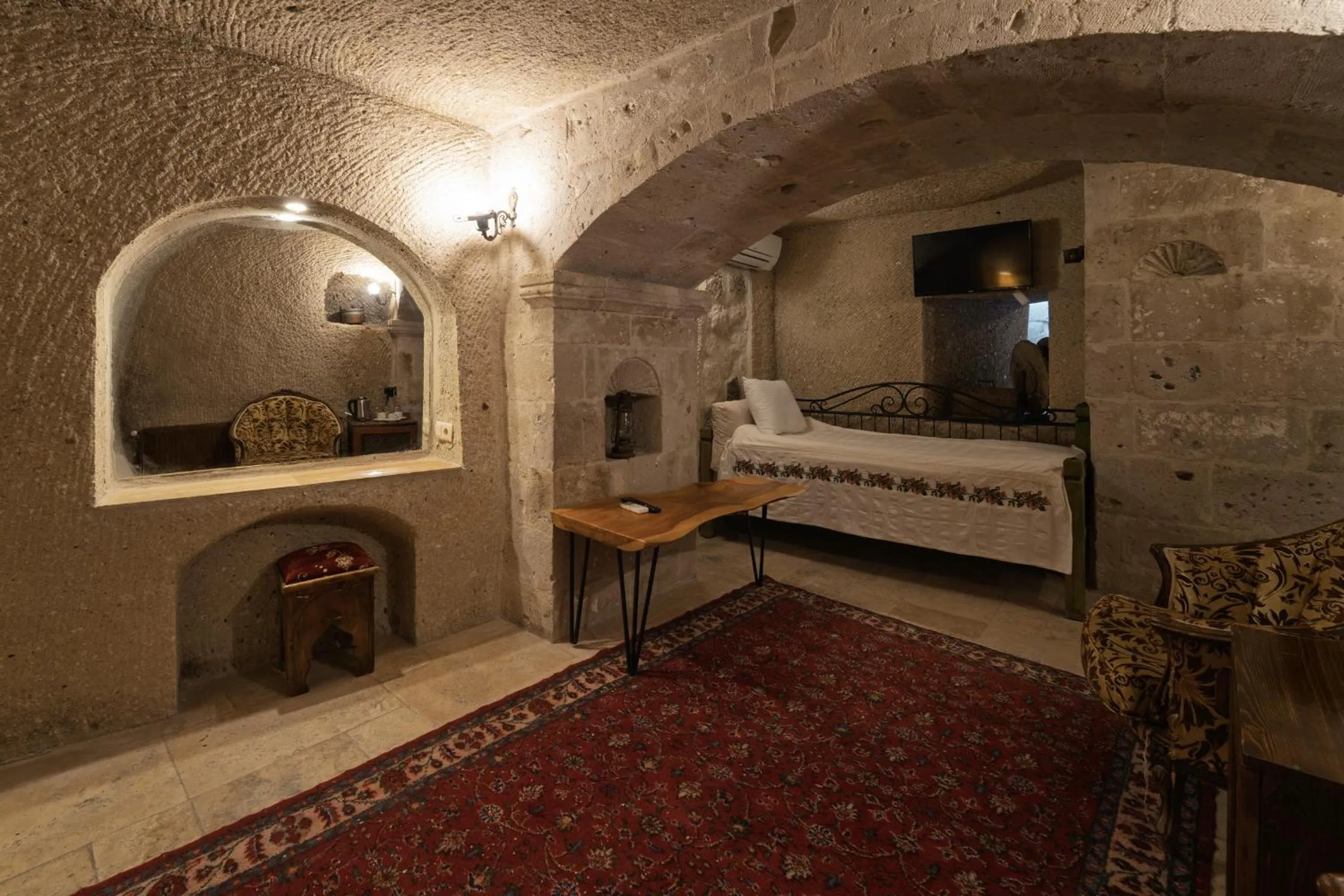 Bed in Grand Cave Suites