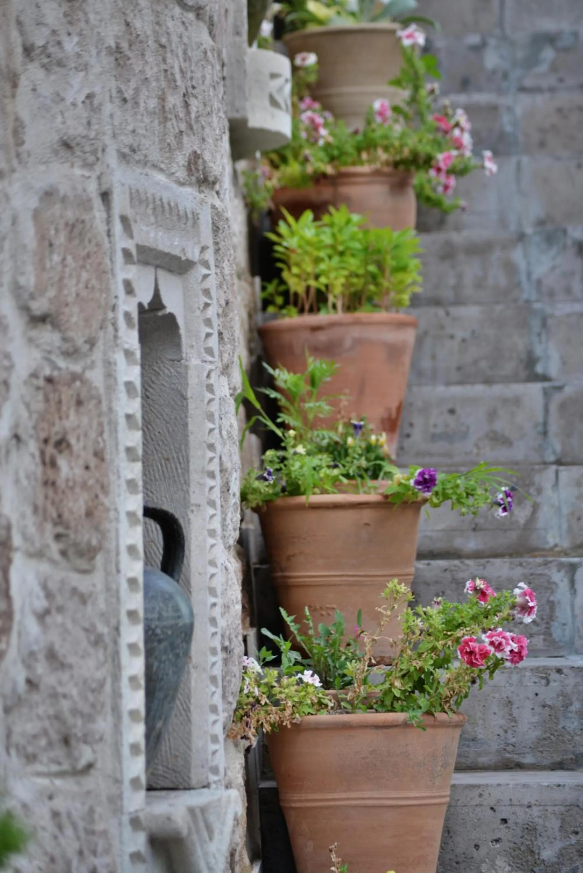 Patio in Grand Cave Suites
