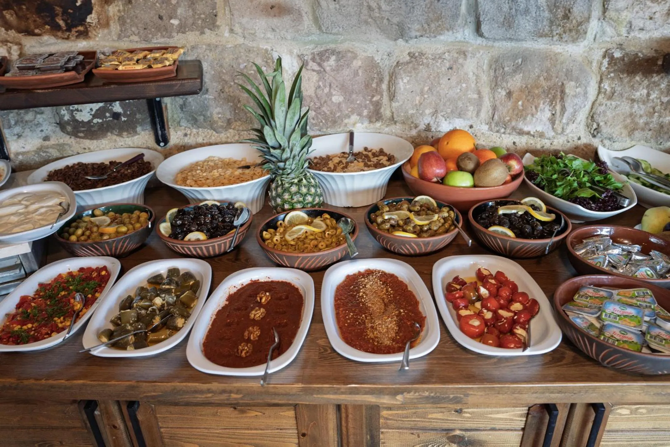 Breakfast in Grand Cave Suites