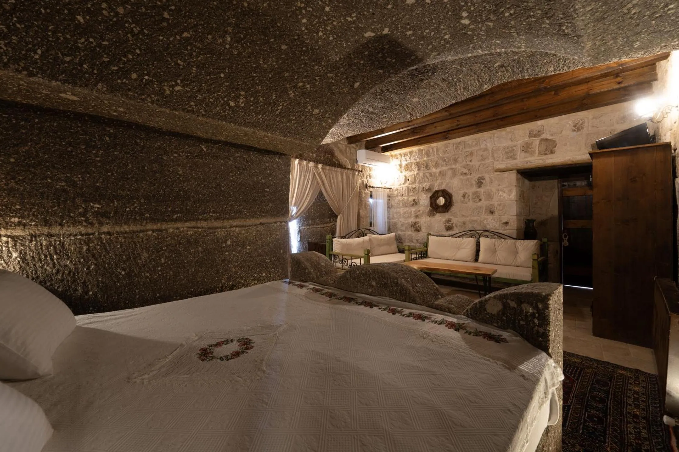 Bed in Grand Cave Suites