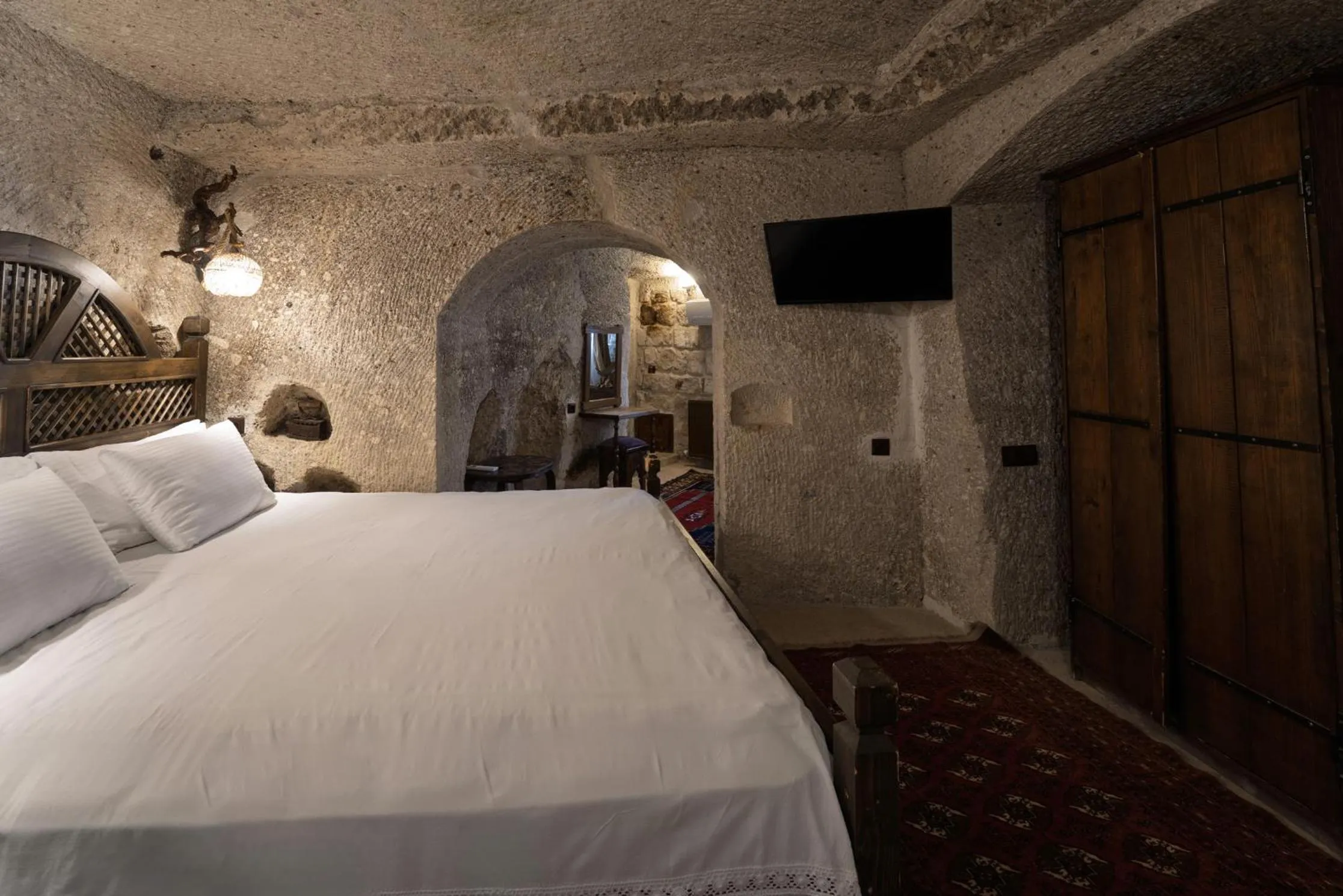 Bed in Grand Cave Suites
