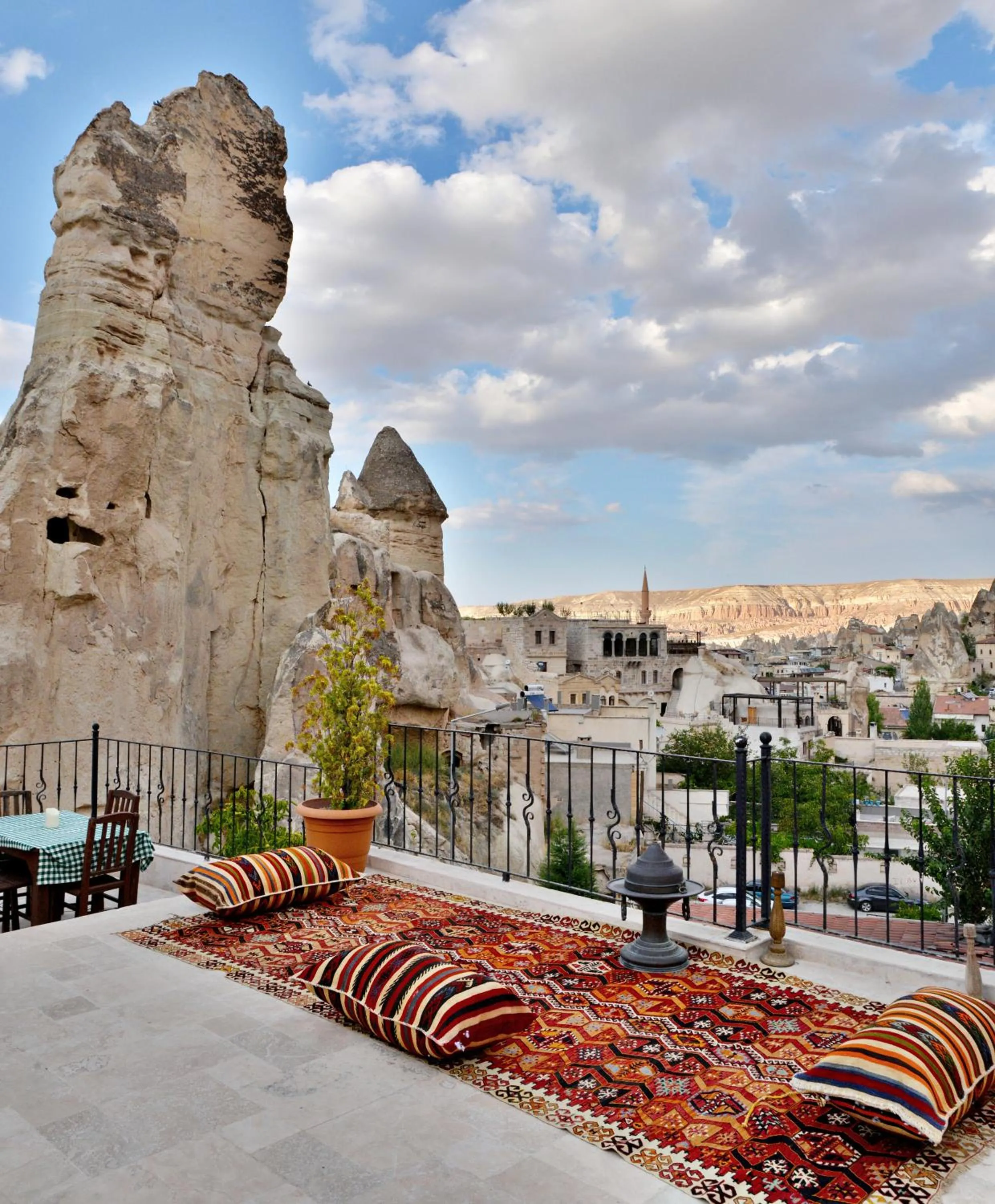 Landmark view in Grand Cave Suites
