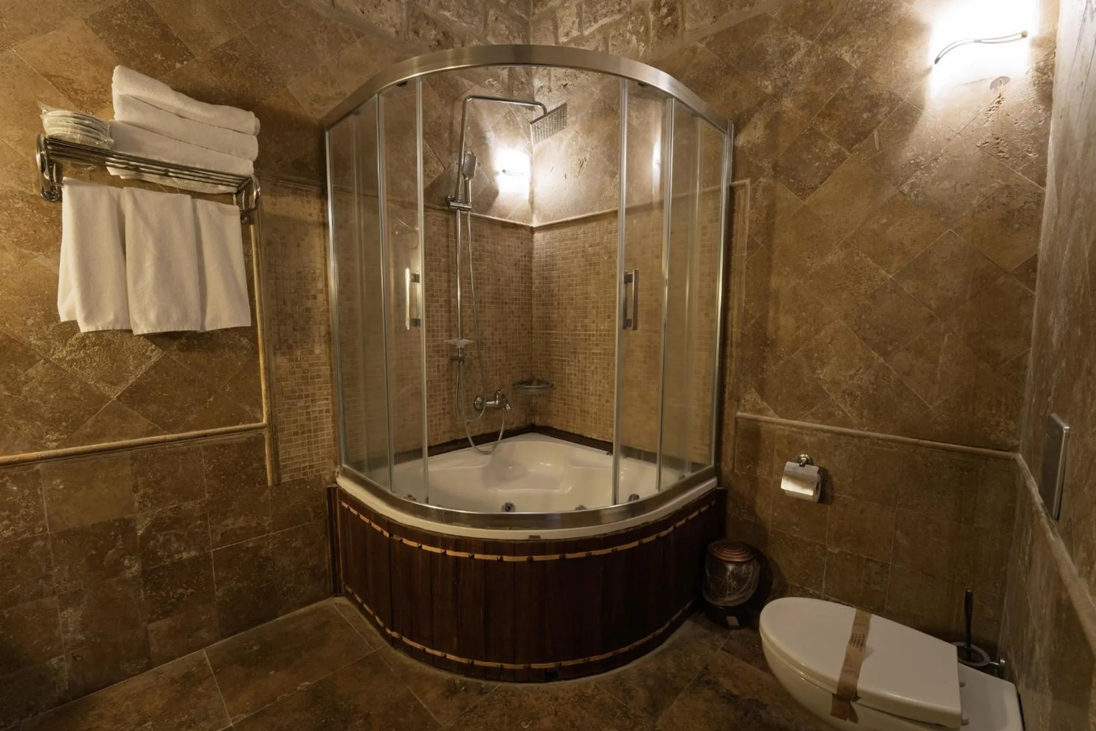 Shower in Grand Cave Suites