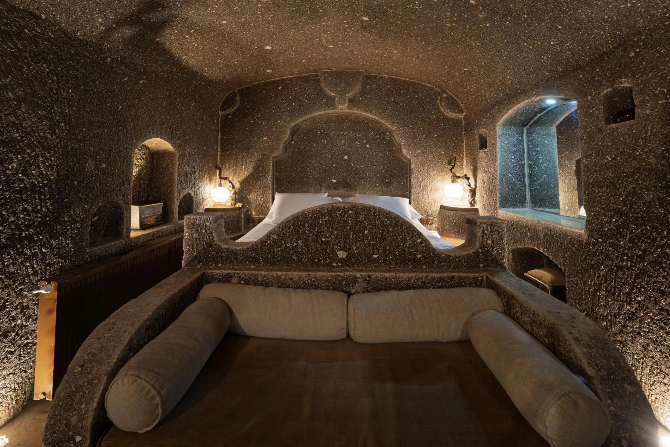 Bed in Grand Cave Suites