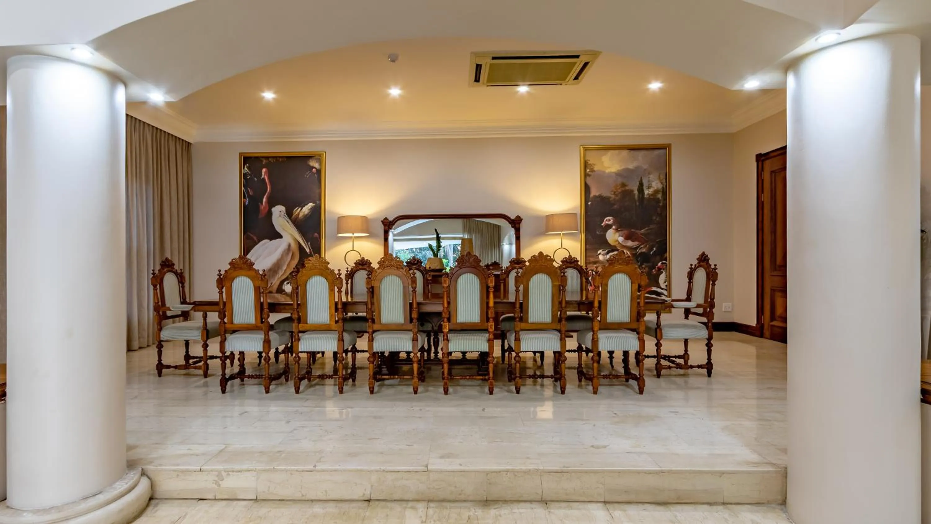 Food and drinks in Christies at 32 on Russell