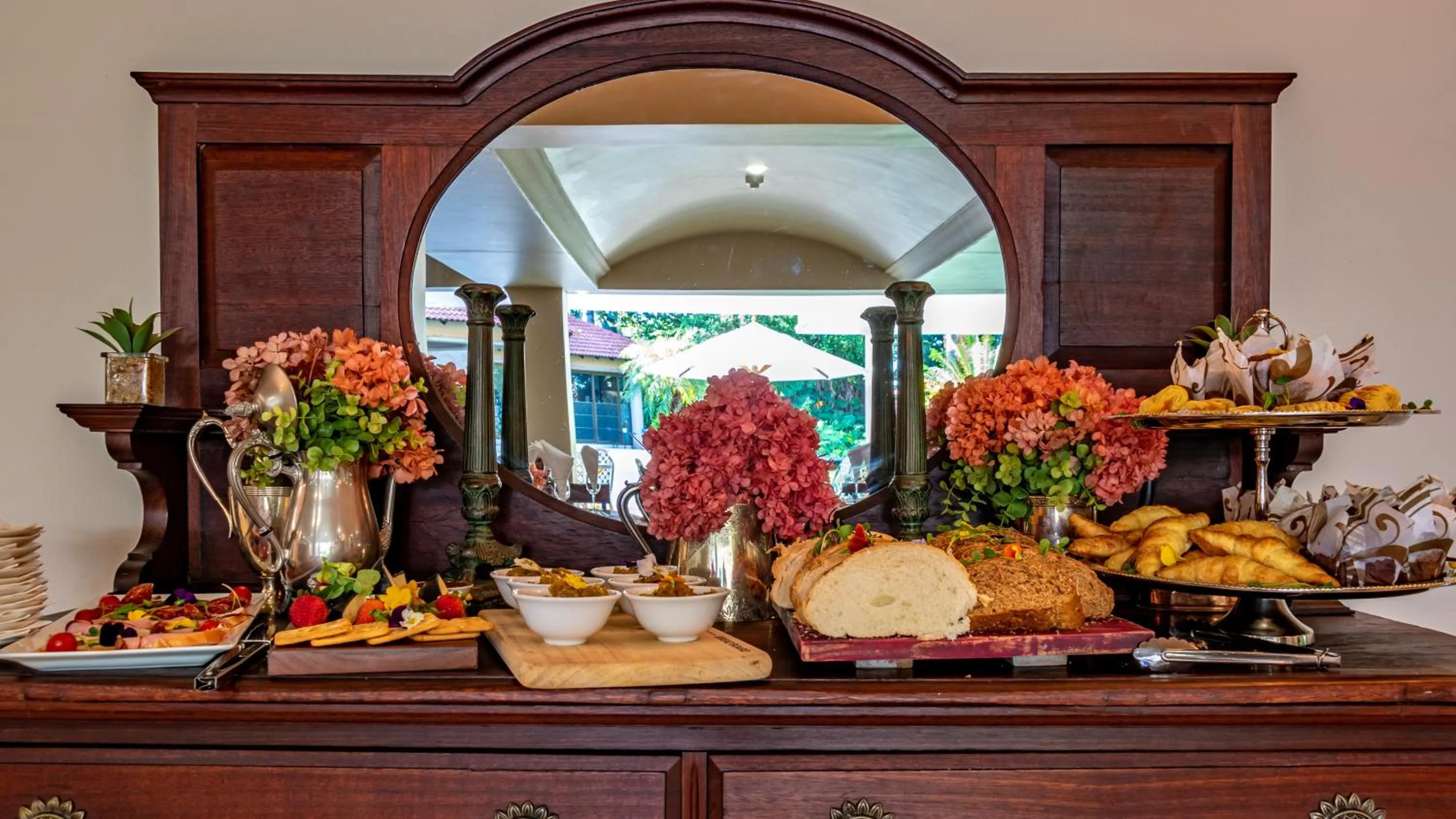 Food and drinks in Christies at 32 on Russell