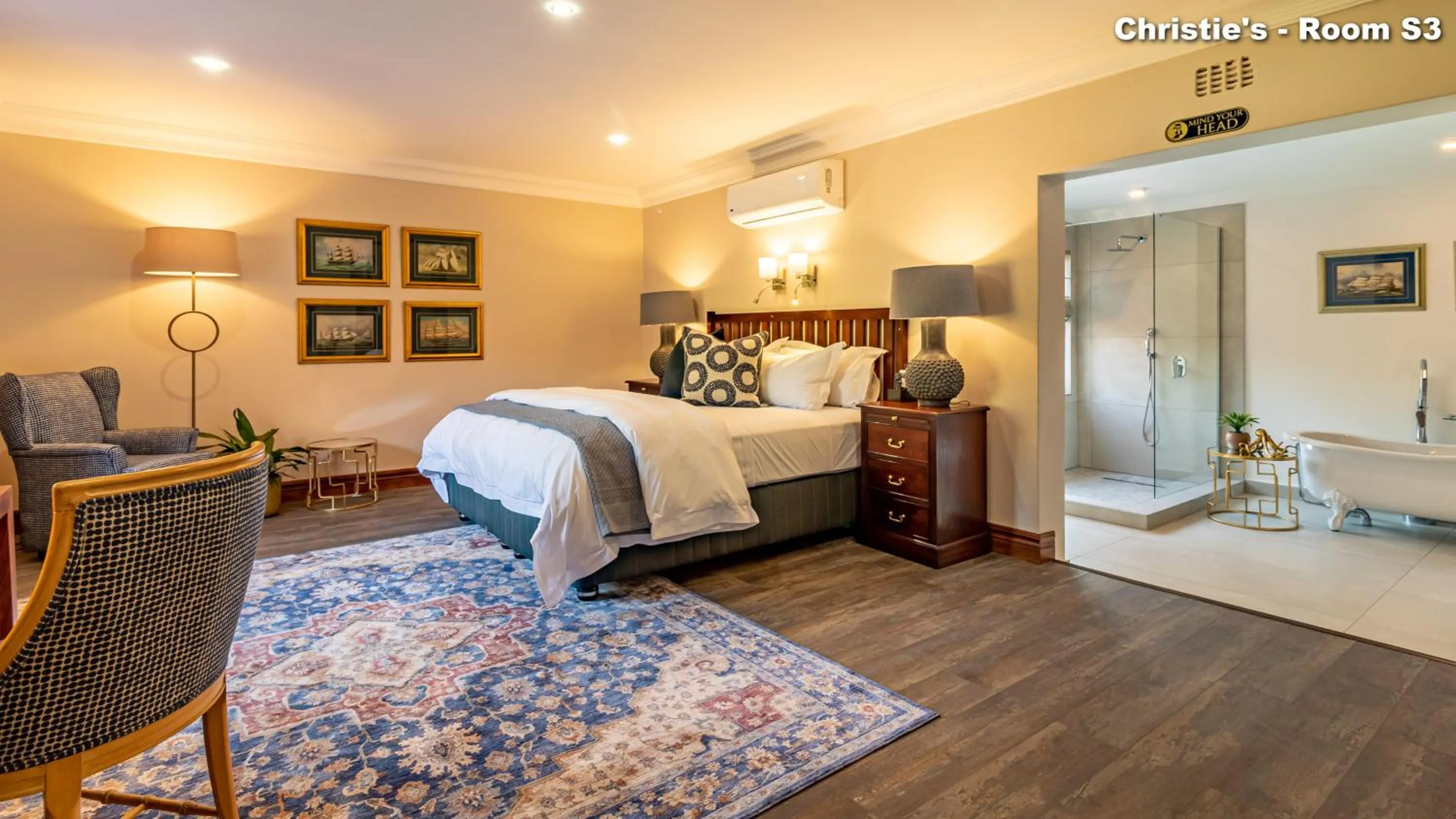 Bed in Christies at 32 on Russell