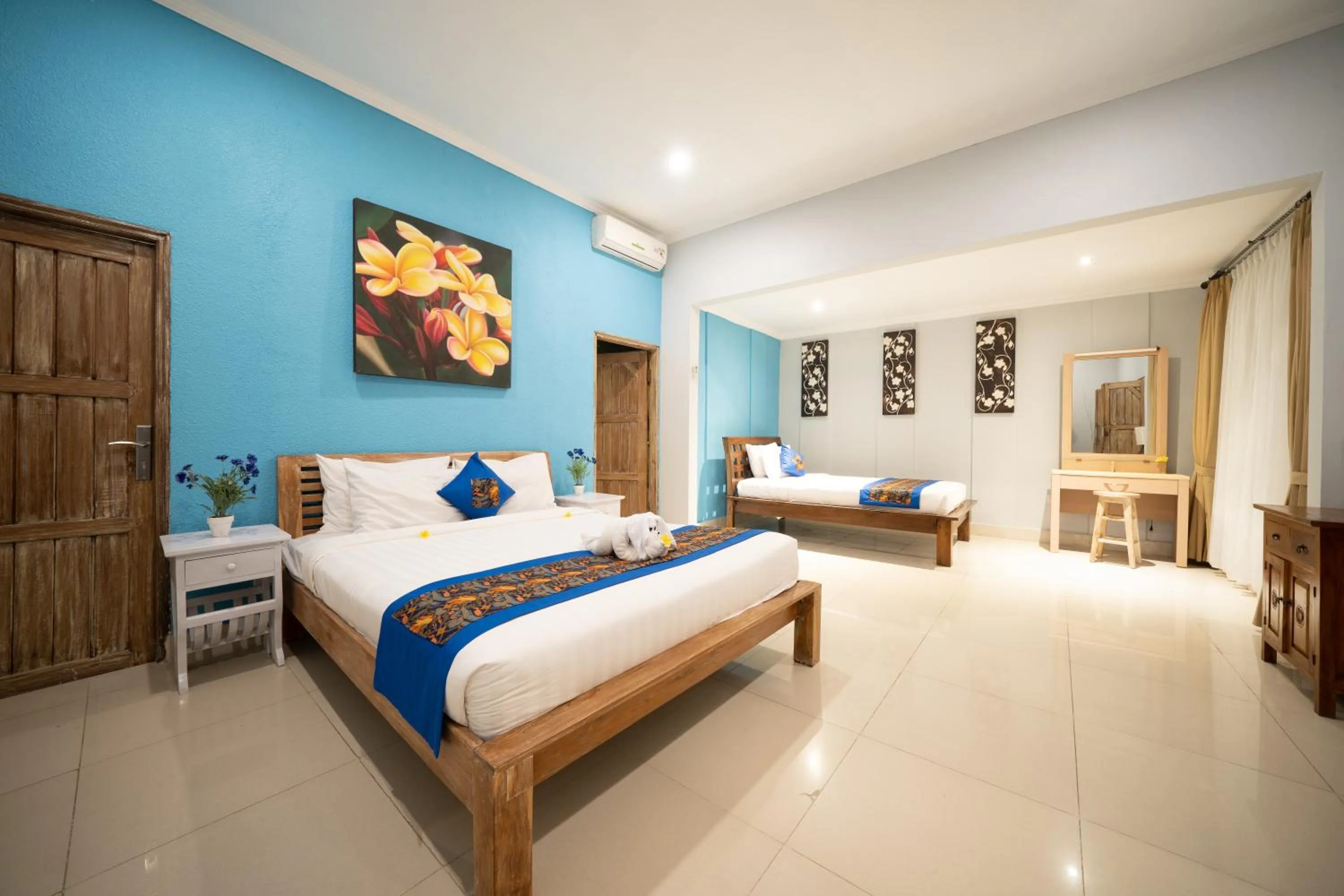 Photo of the whole room, Bed in The Catur Villa Seminyak