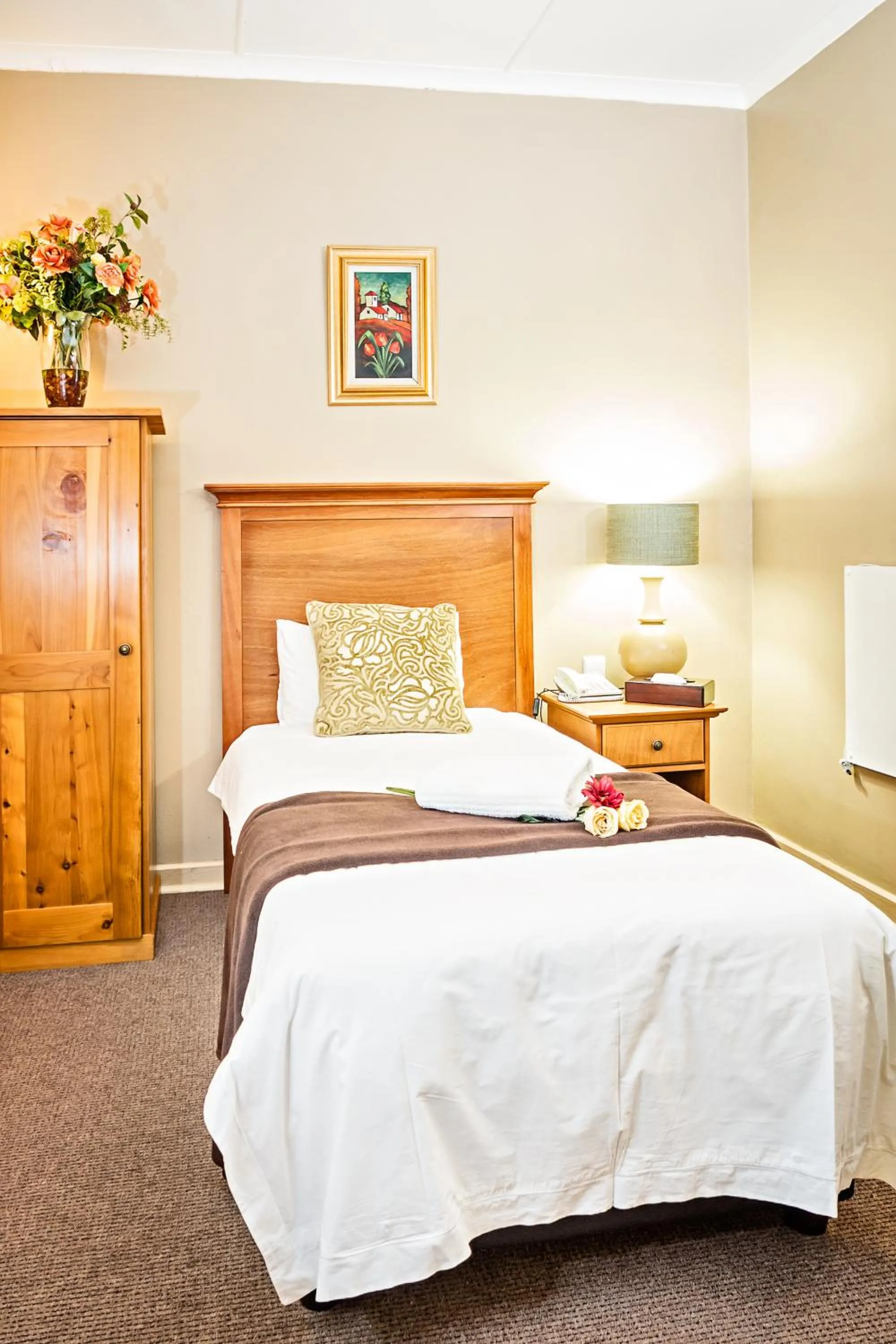 Bed in Nolangeni Hotel