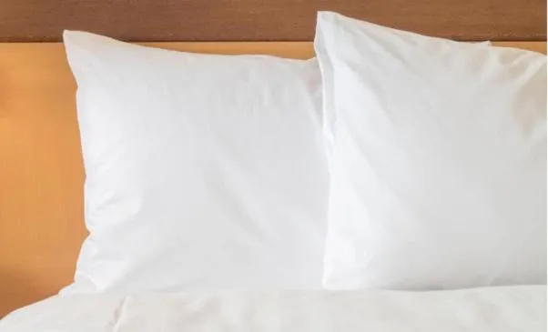 Bed in Holiday Inn Express & Suites Mobile West I-10 by IHG