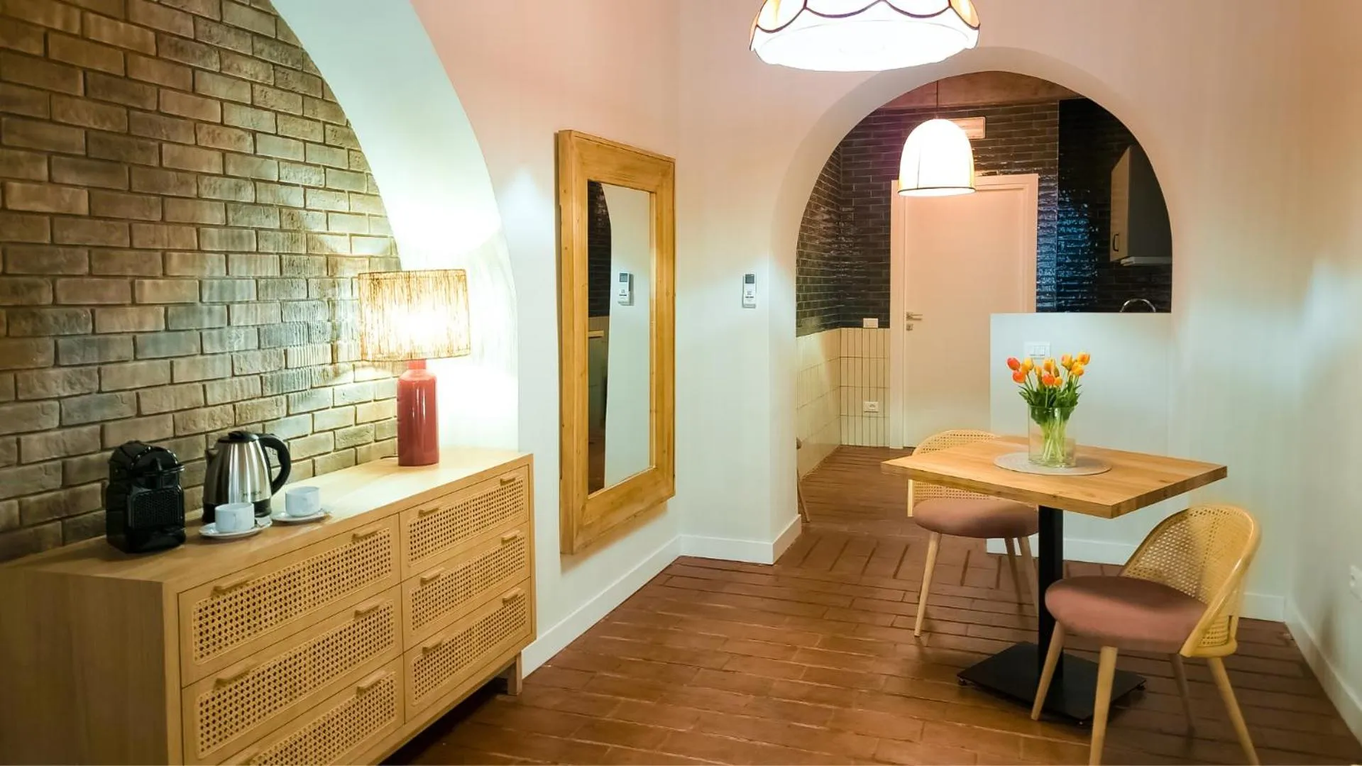 Dining area in Navona Colors Hotel