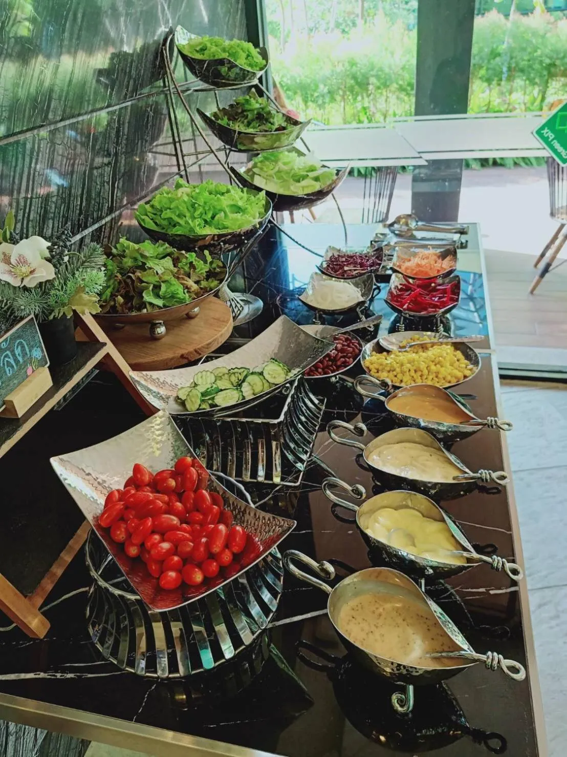 Breakfast in Green Pix Khaoyai