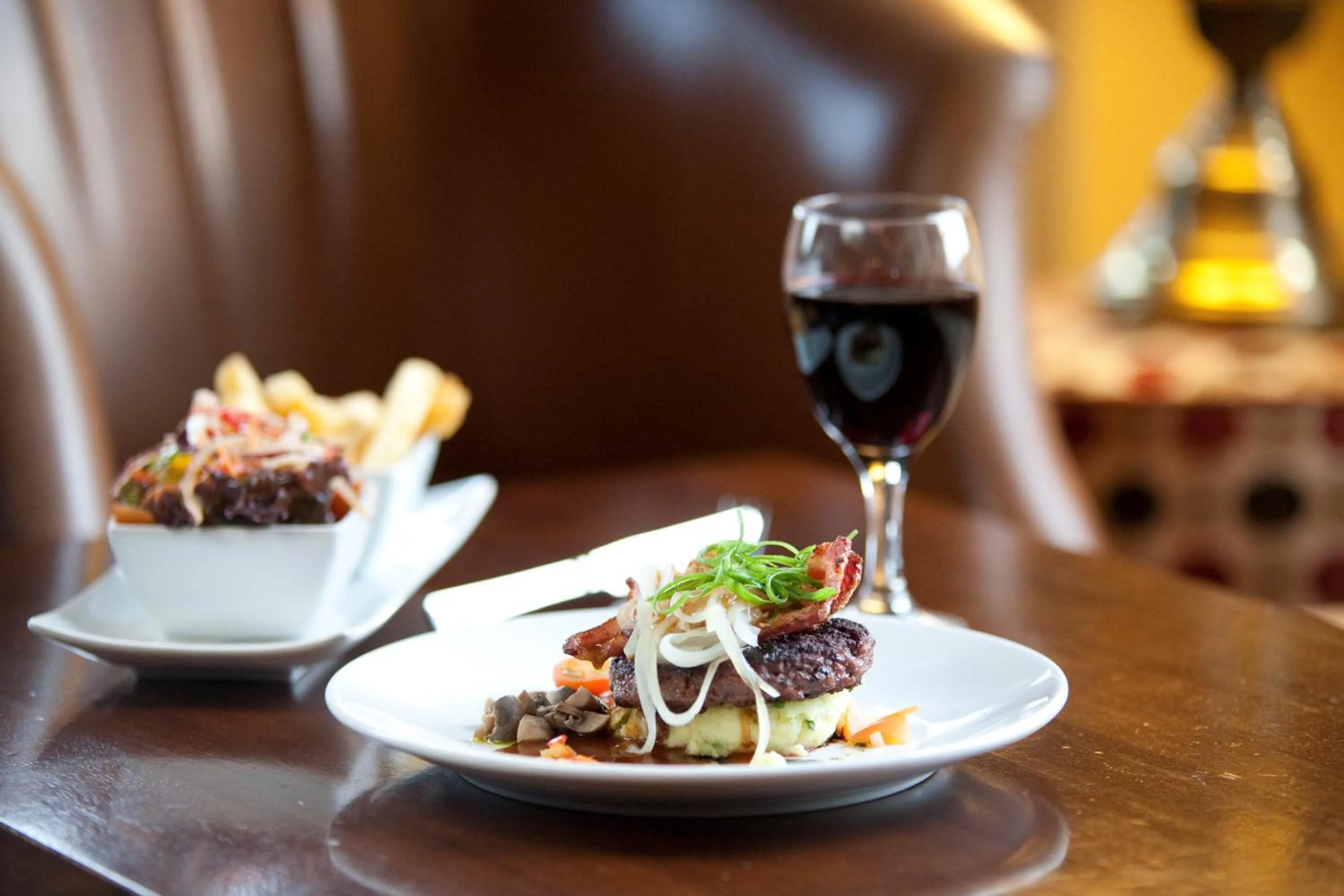 Food and drinks in Salthill Hotel