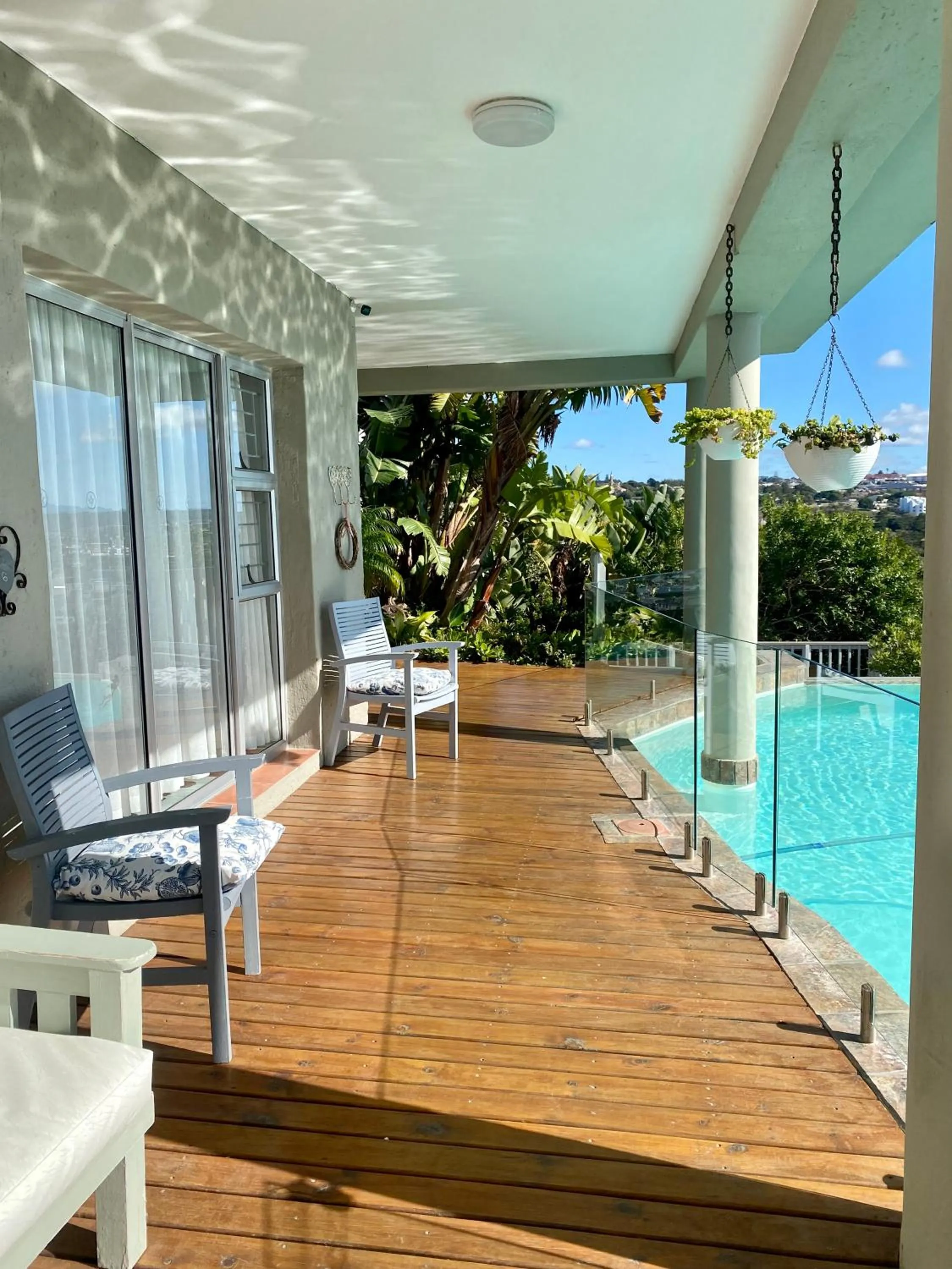 Swimming pool in 3ColoursBlue Guest House