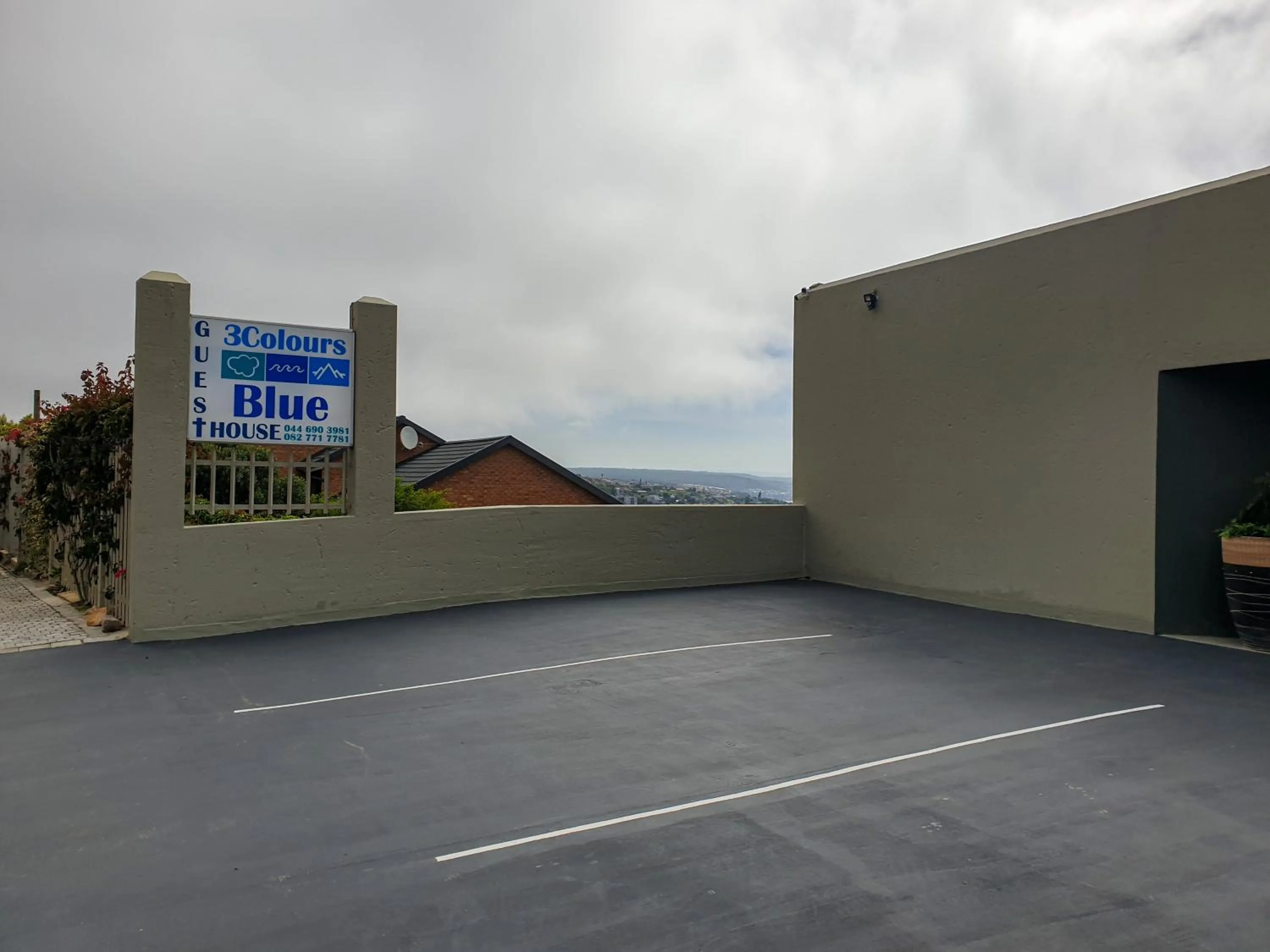 Facade/entrance in 3ColoursBlue Guest House