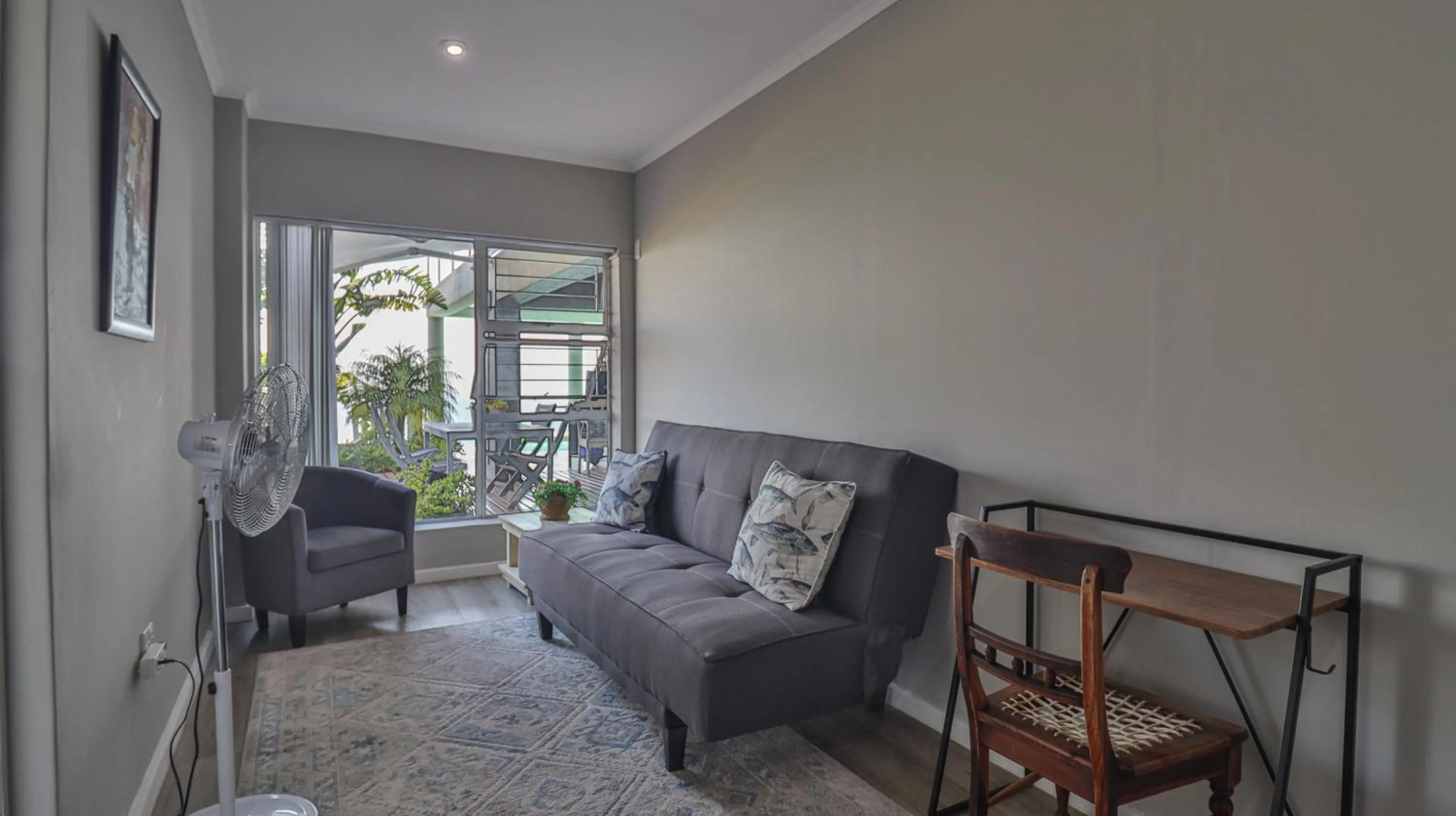 3ColoursBlue Guest House