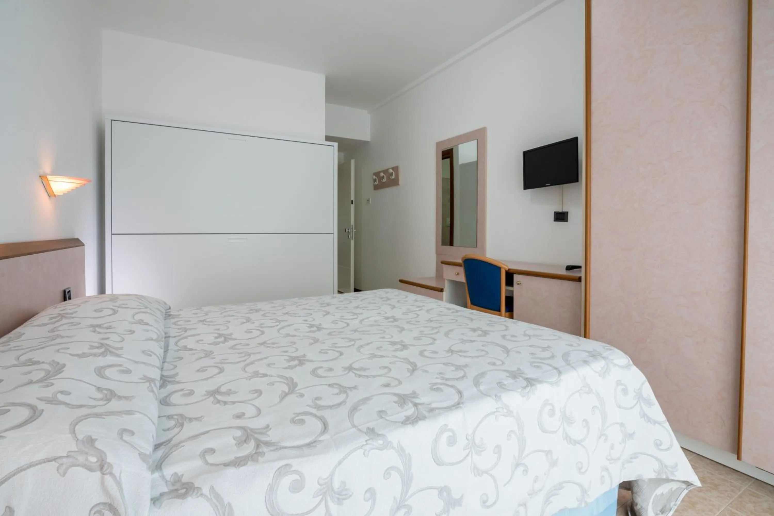 Bed in Family Hotel Relax