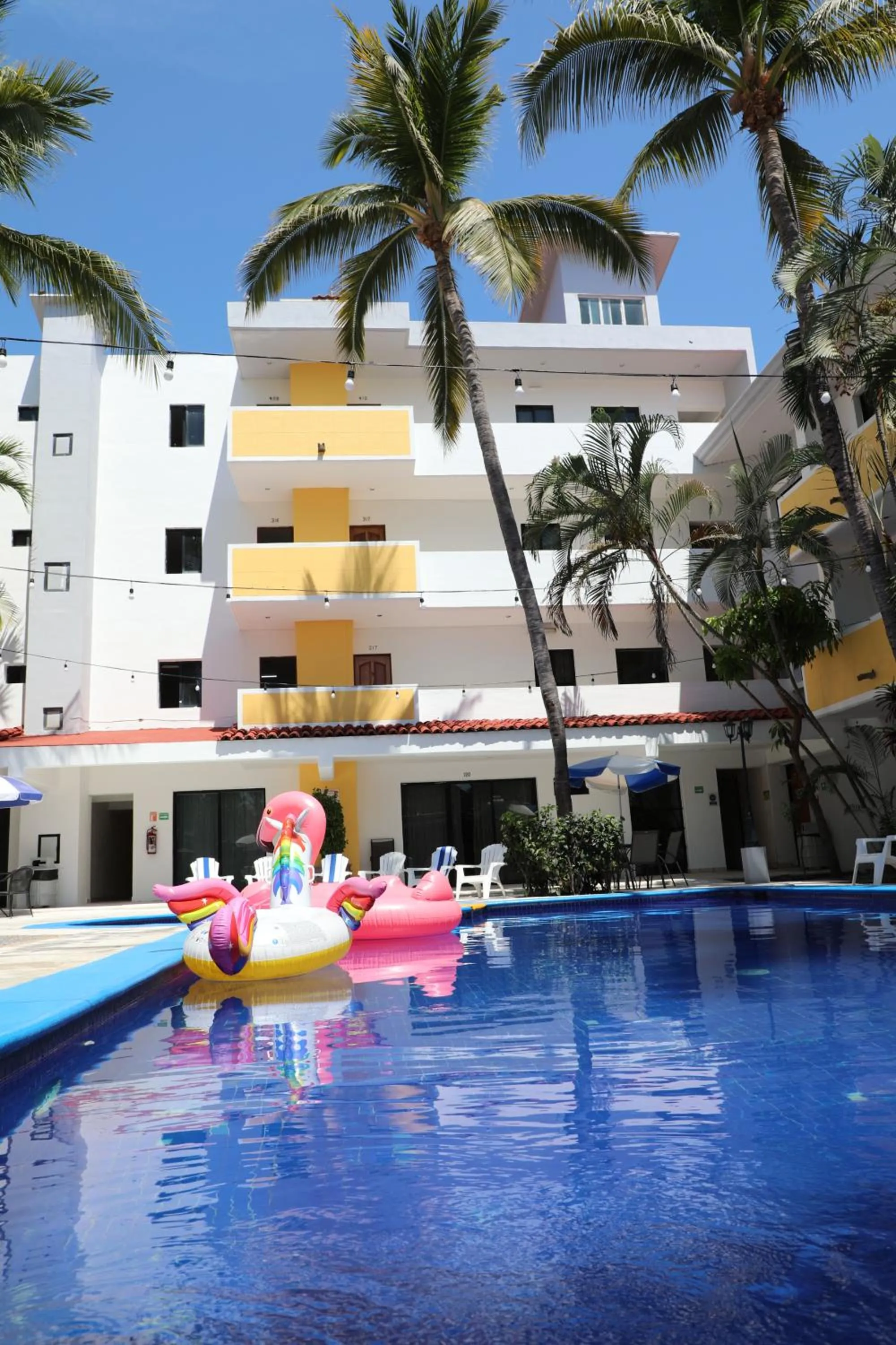 Swimming pool in Hotel Costa Brava