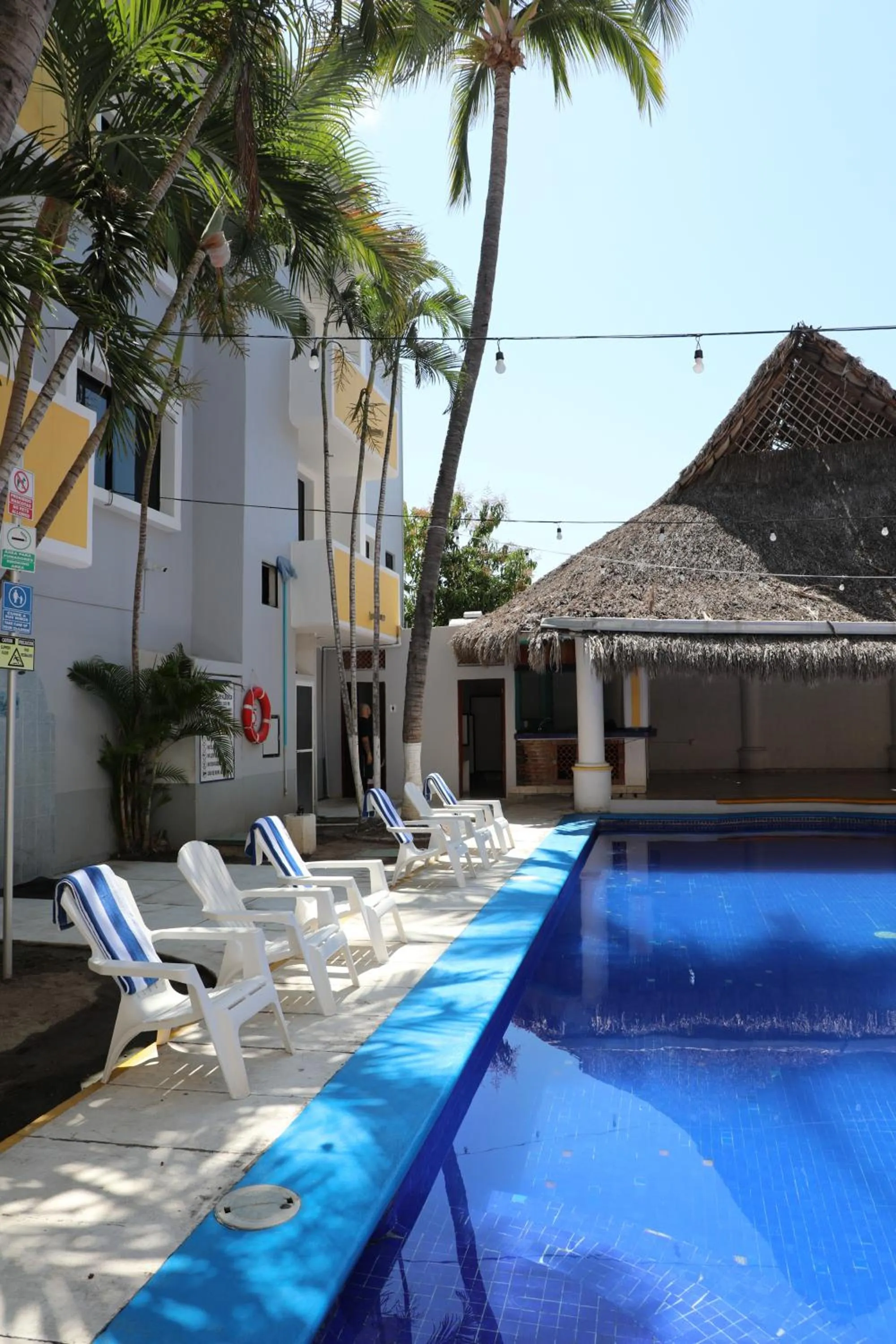 Swimming pool in Hotel Costa Brava