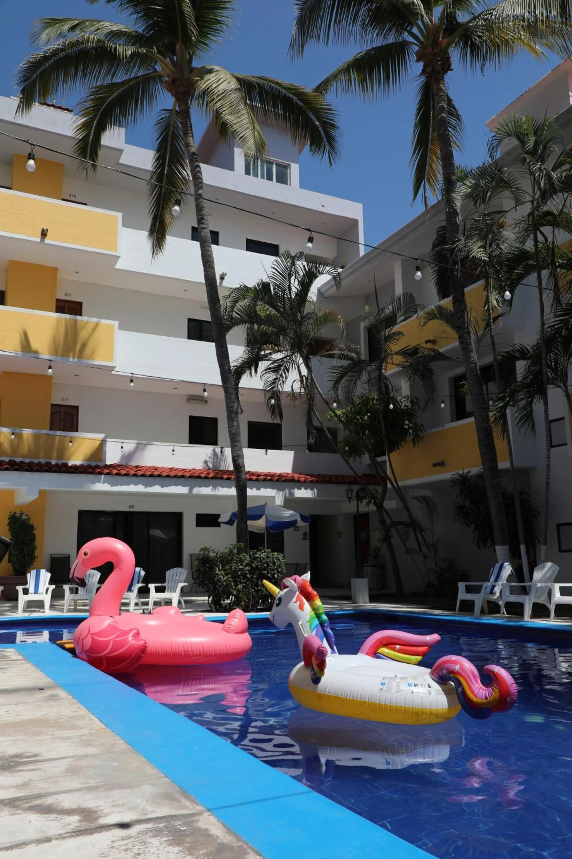 Swimming pool in Hotel Costa Brava