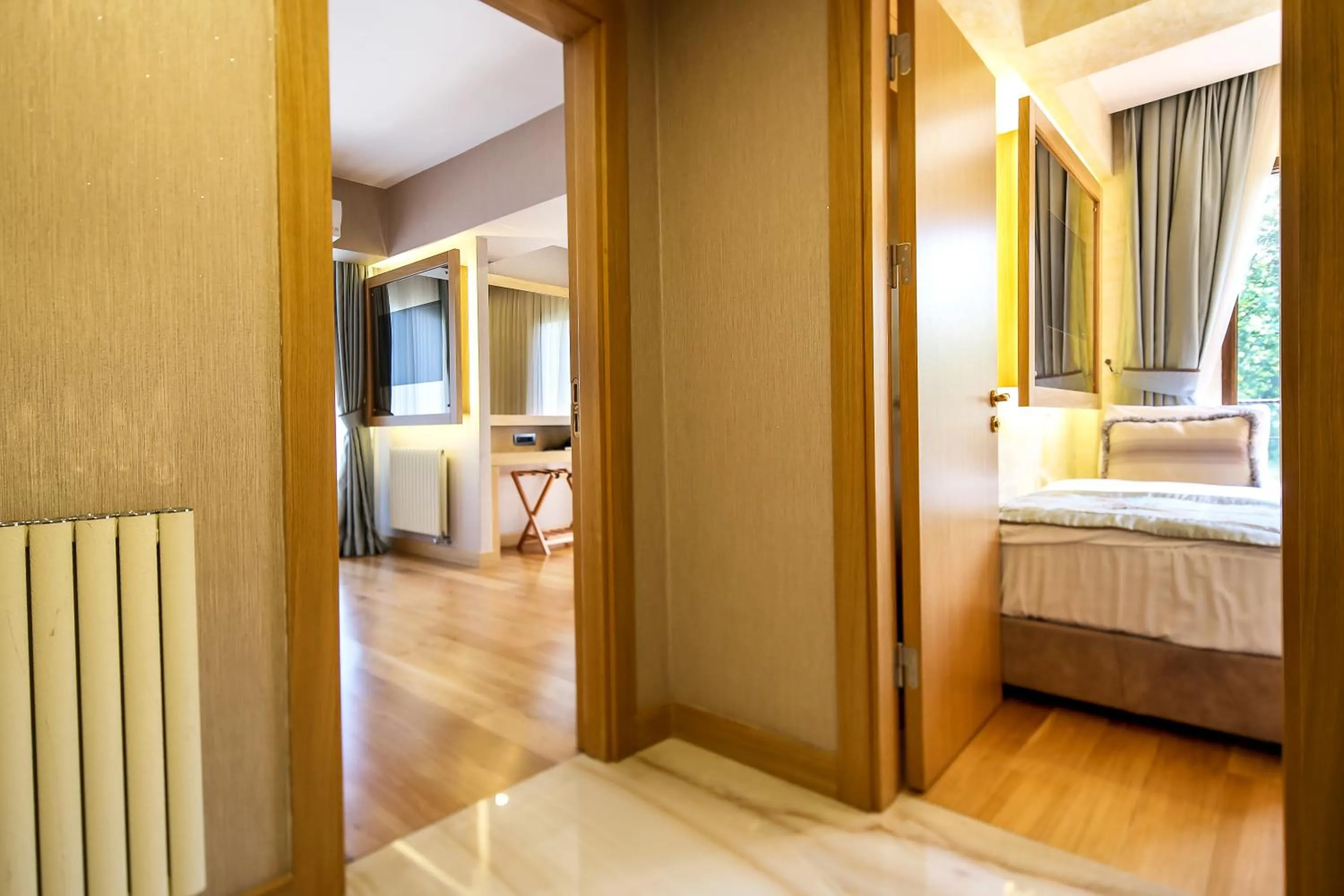 Massage, Bed in Lale Hotel