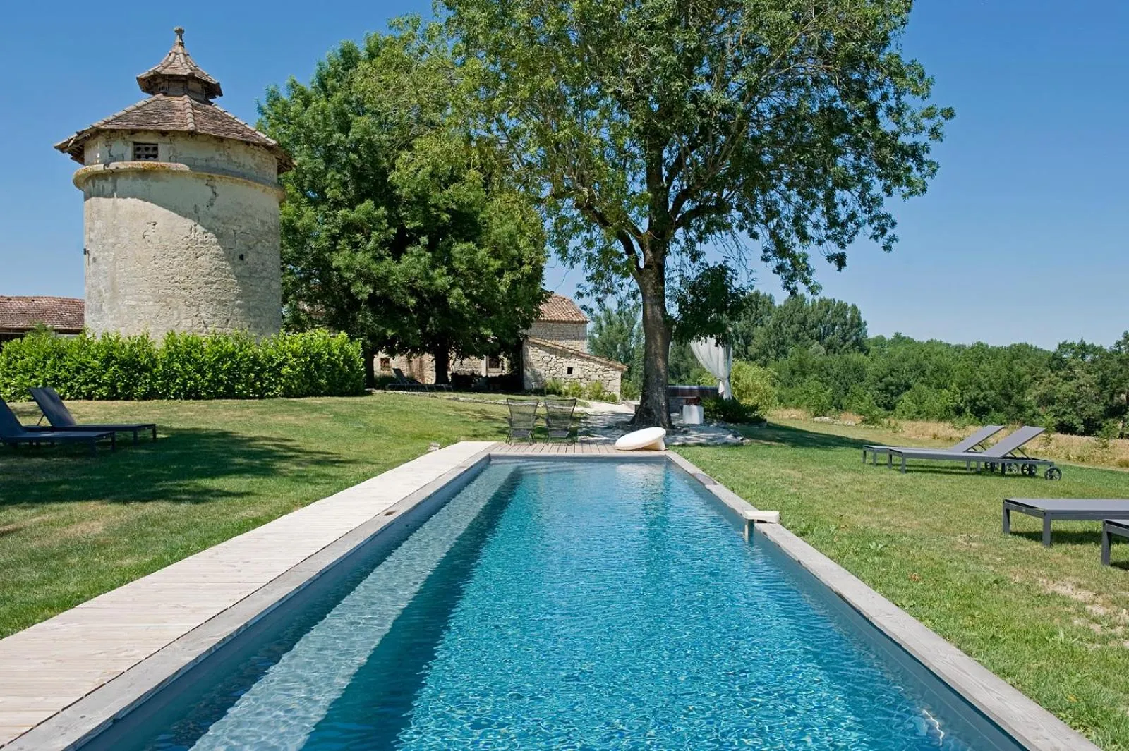 Day in Domaine de L'Isle Basse