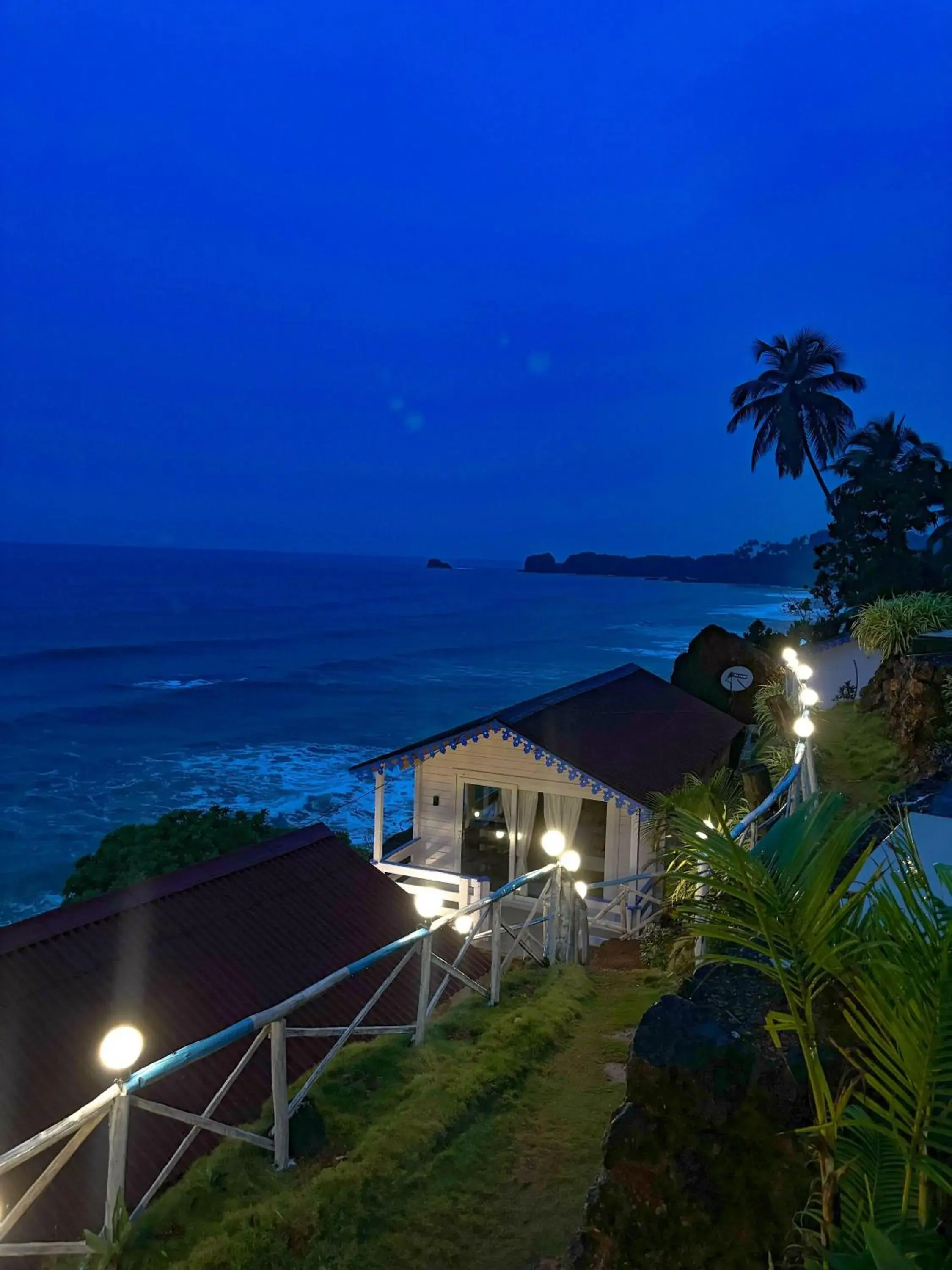 Red Crab Eco Resorts Red Crab Eco Resorts